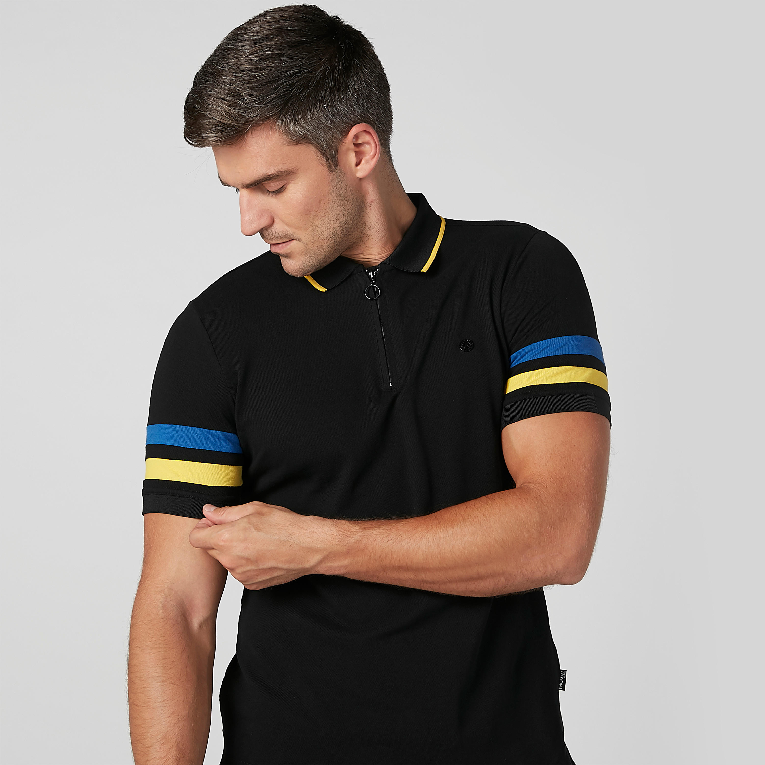 تيشيرت مقلّم بياقة بولو وسحّاب من لوم-men-clothing-tshirtsandpolos-polos-image-2