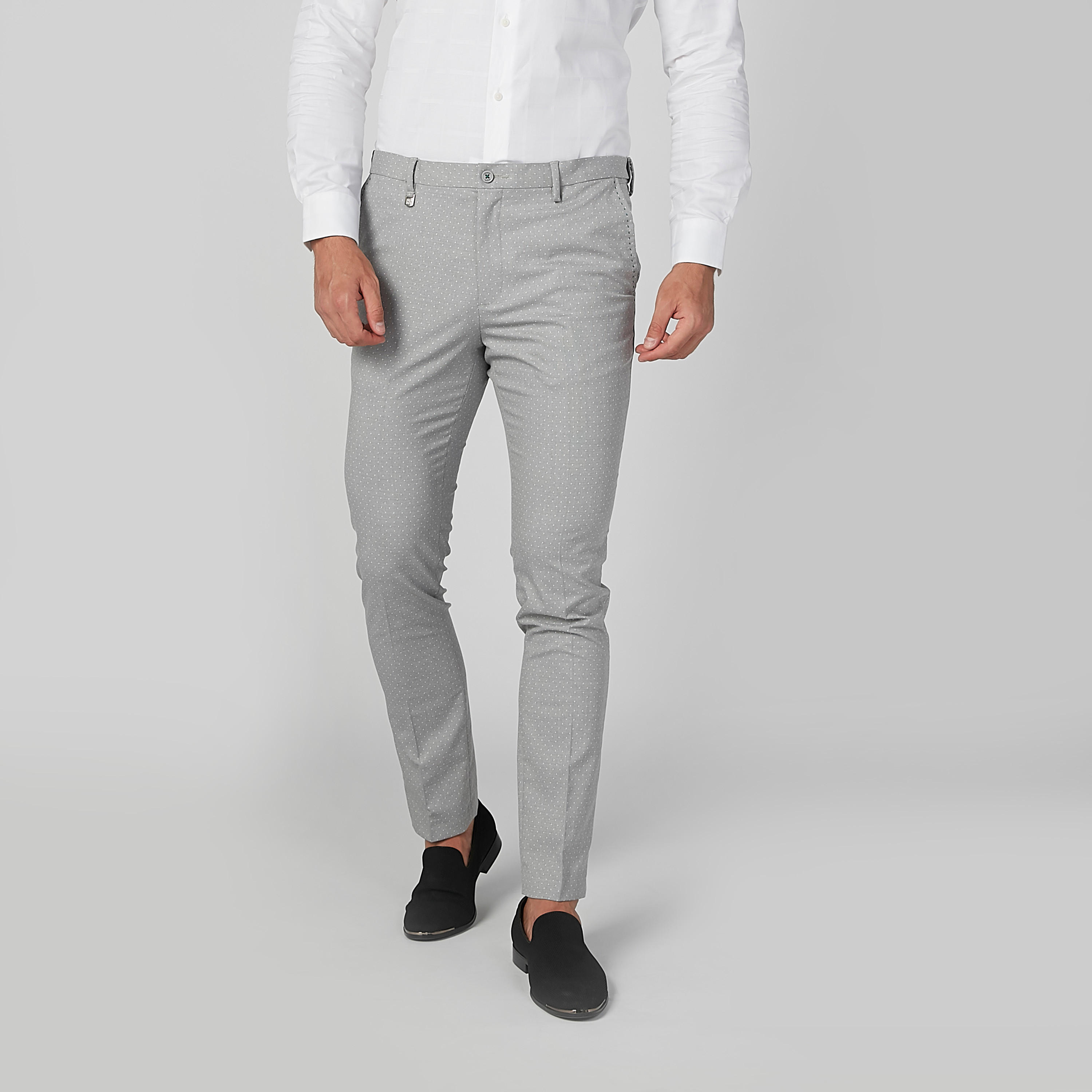 بنطال شينو بارز الملمس بقصّة سليم وجيوب من لوم-men-clothing-bottoms-trousersandchinos-trousers-image-1