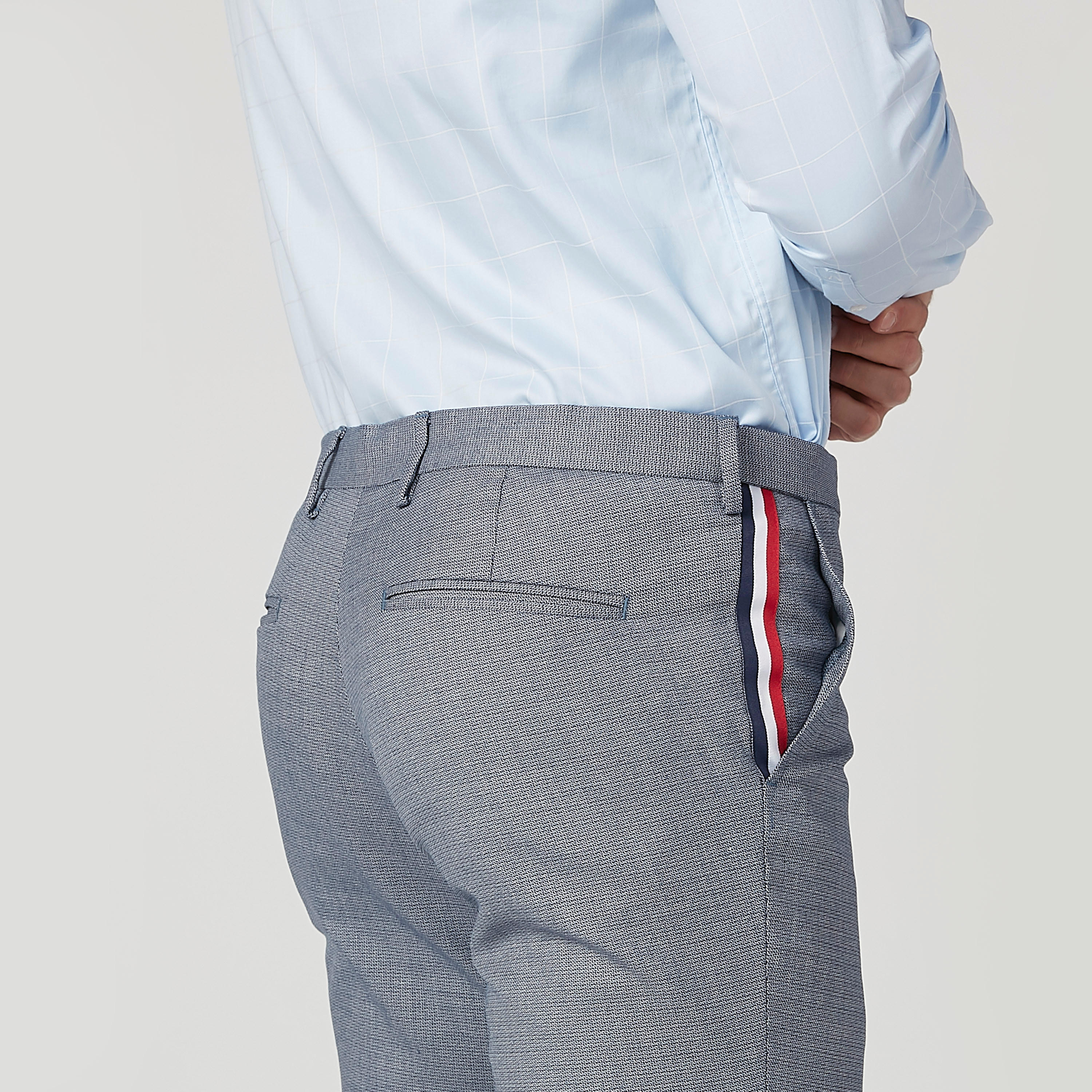 بنطال طويل سادة بقصّة سليم وخصر متوسط الارتفاع وجيوب من لوم-men-clothing-bottoms-trousersandchinos-trousers-image-6