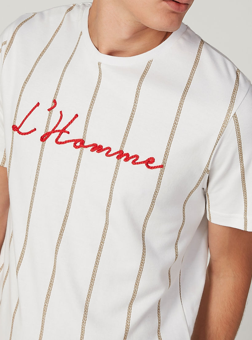 تيشيرت مطرز بياقة مستديرة وأكمام قصيرة من لوم-men-clothing-tshirtsandpolos-tshirts-image-3