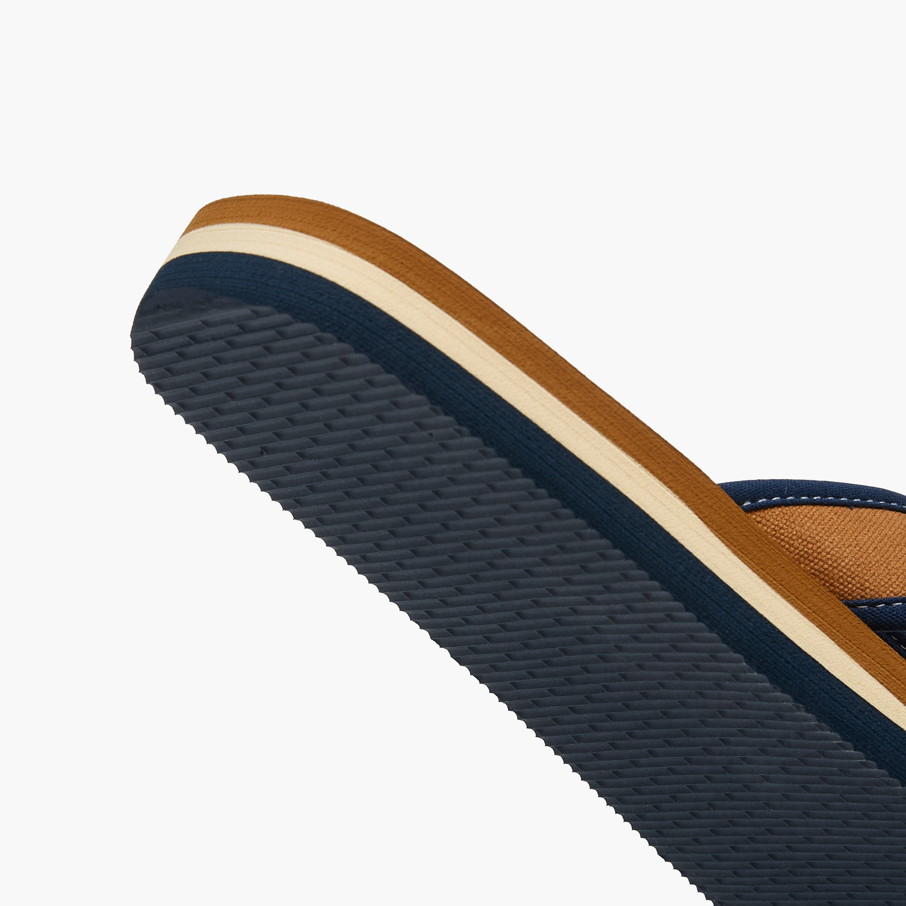 Lee Cooper Men's Textured Flip Flops-men-shoes-flipflopsandslides-image-4