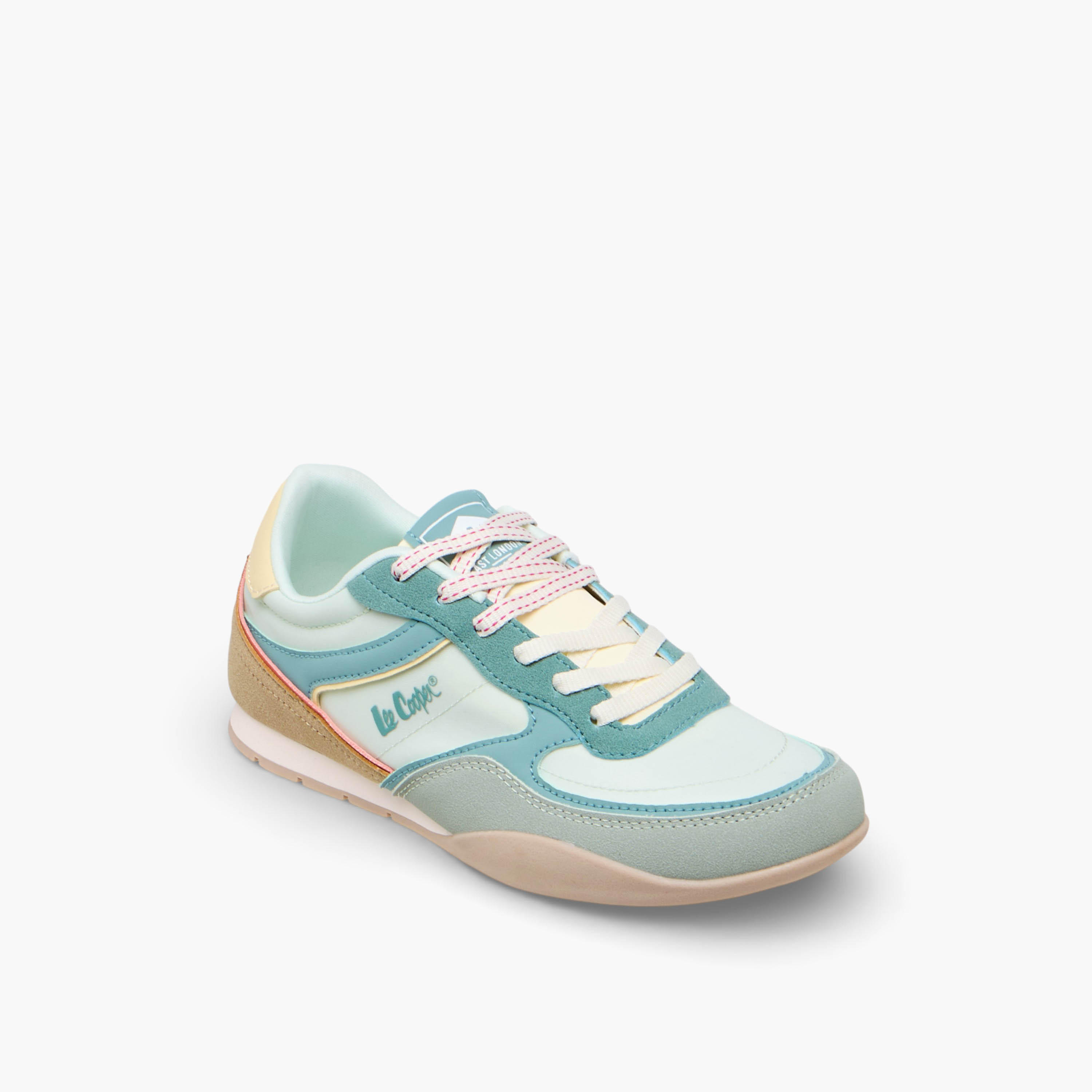 حذاء سنيكرز برباط إغلاق للنساء من لي كوبر-women-shoes-sneakers-image-2