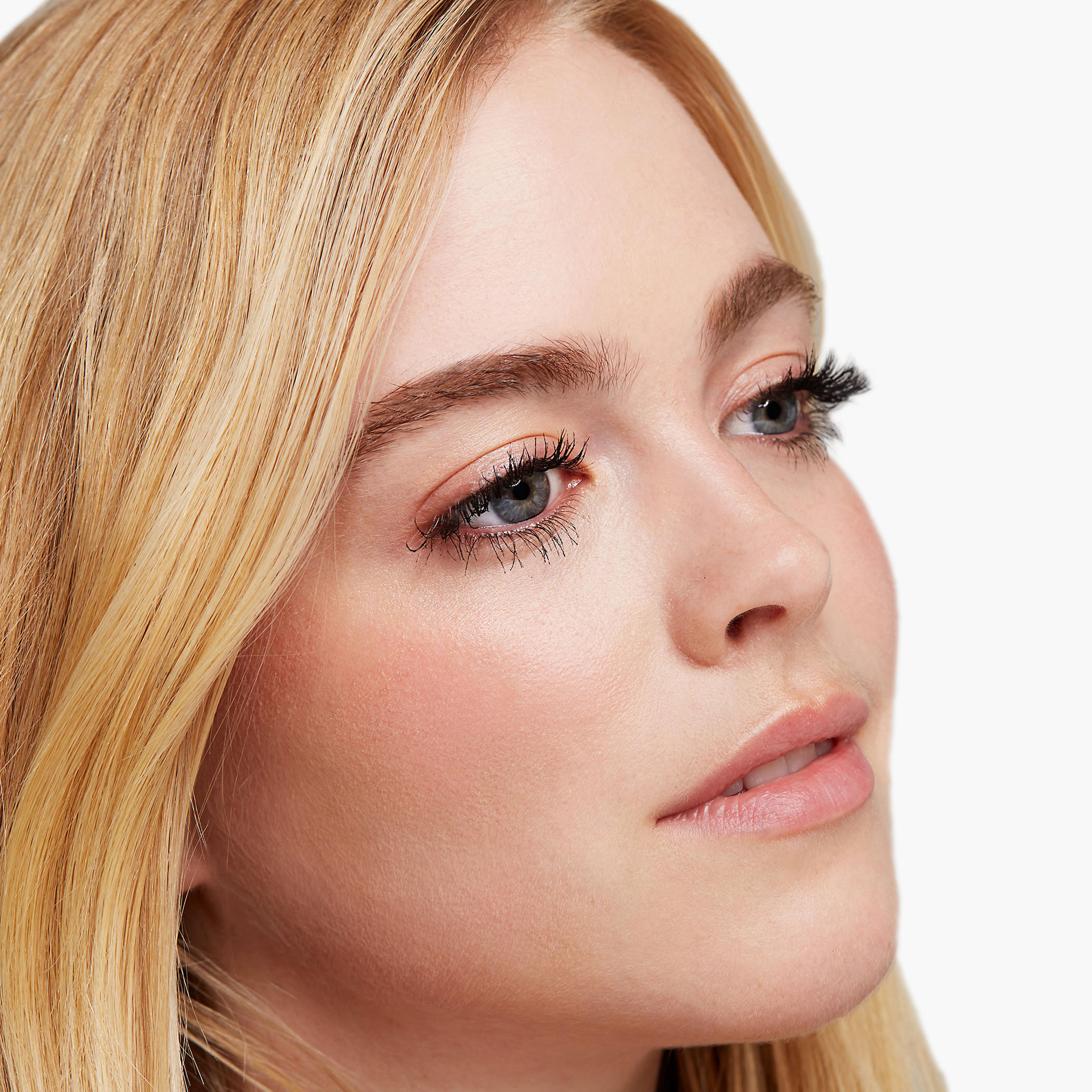 essence I Love Extreme Volume Mascara-beautyandpersonalcare-makeup-eyes-mascaras-image-3
