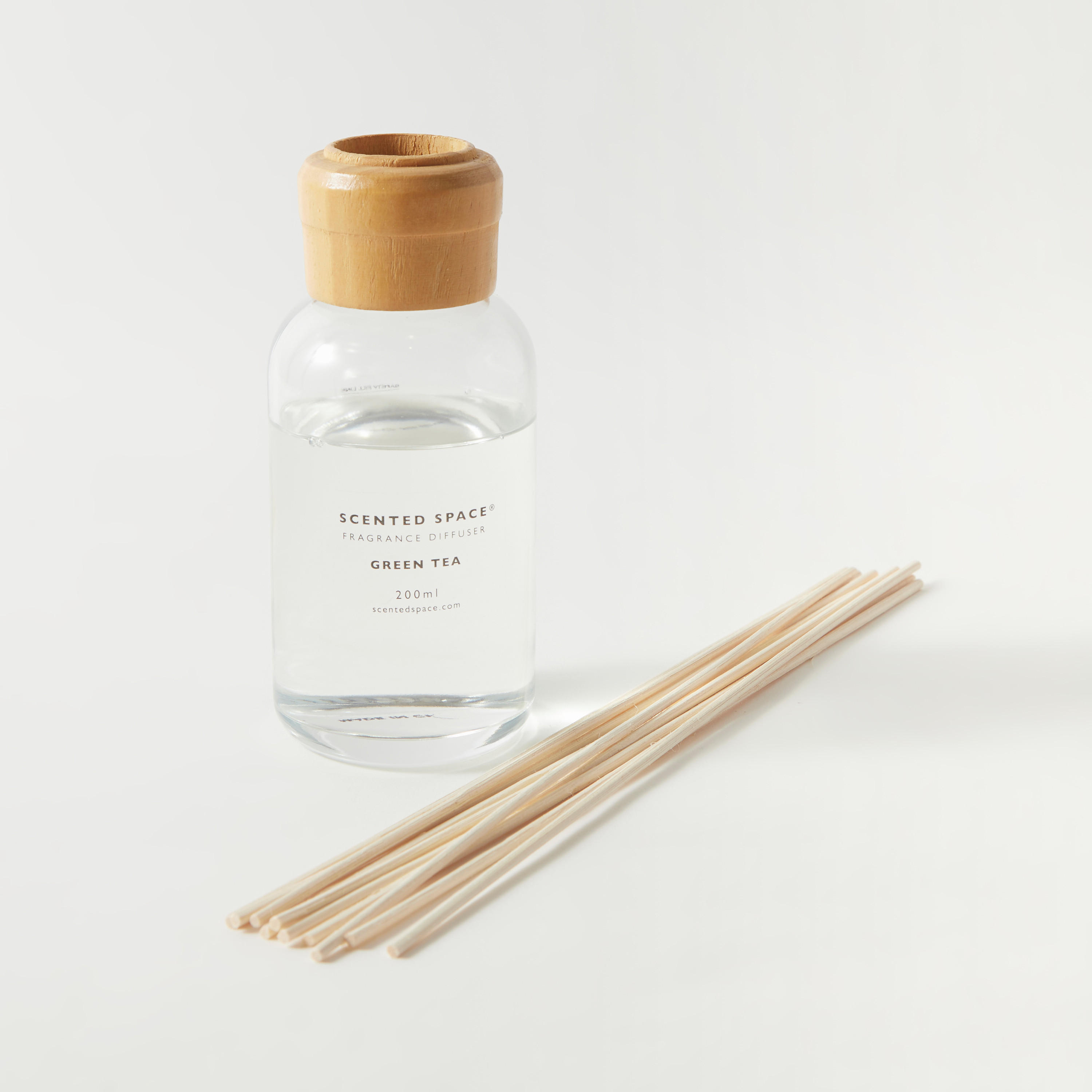 Scented Space Green Tea Reed Fragrance Diffuser - 200 ml-household-homefragrance-reeddiffusers-image-2