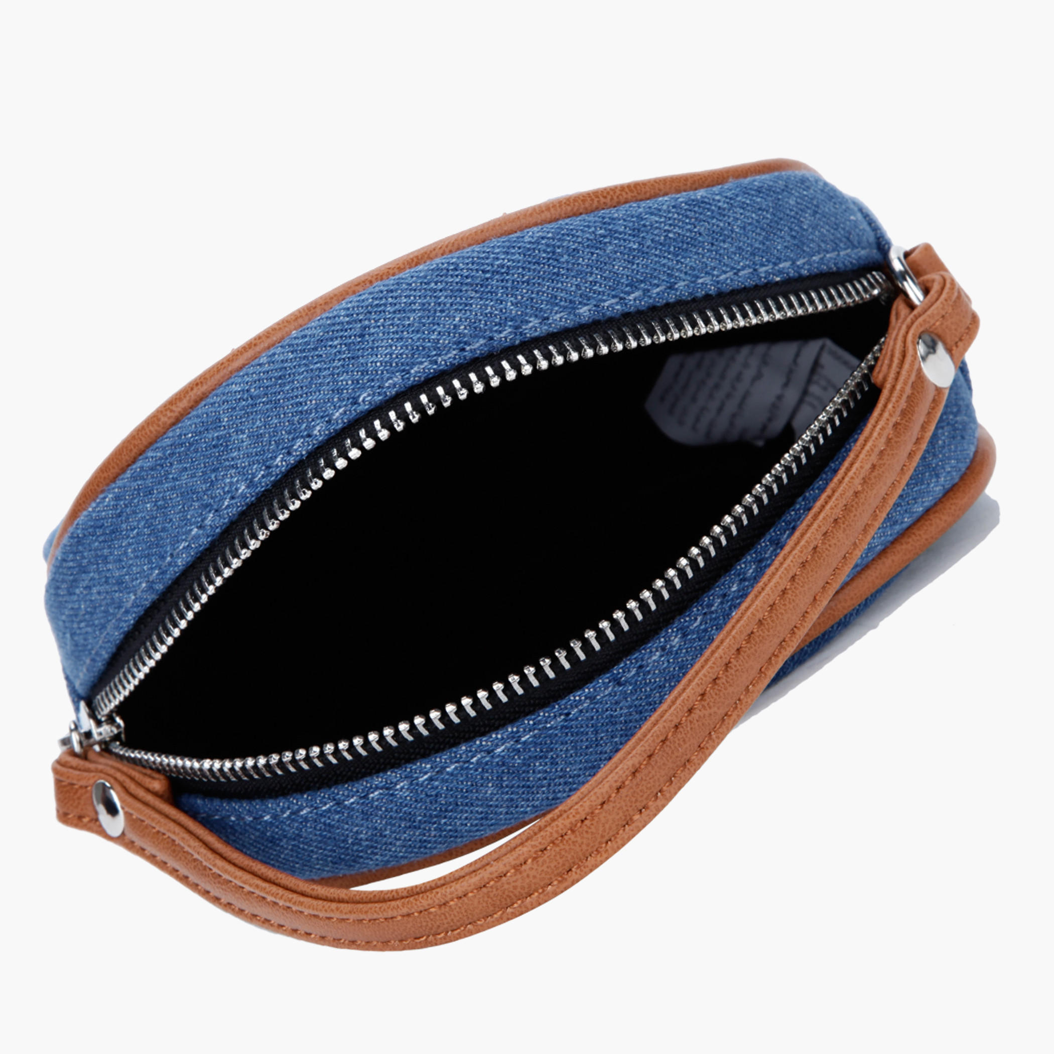 Printed Travel Pouch-women-bagsandwallets-wallets-image-5