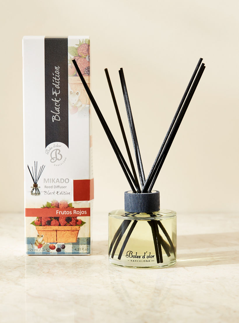 Boles d' Olor Mikado Black Edition Frutos Rojos Reed Diffuser - 125 ml-household-homefragrance-reeddiffusers-image-2