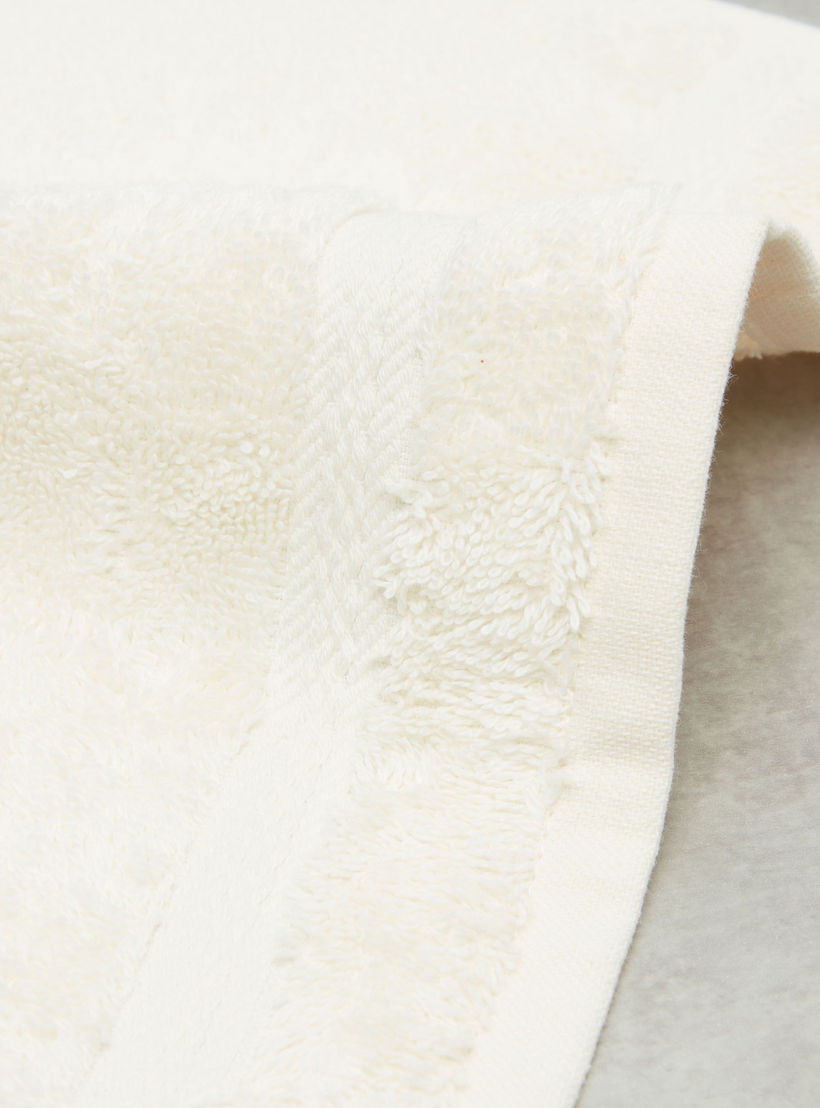طقم مناشف وجه بارزة الملمس 4 قطع - 30x30 سم-household-bathandlaundry-bathlinen-towels-image-2