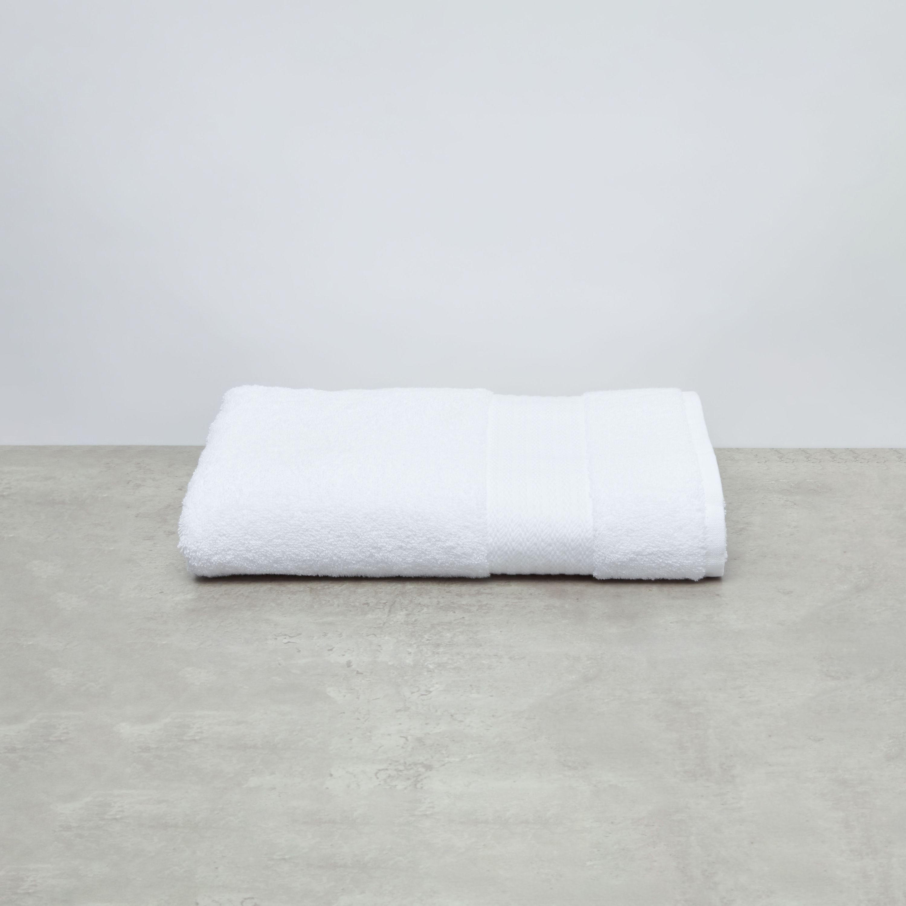 منشفة حمّام بارزة الملمس - 140x70 سم-household-bathandlaundry-bathlinen-towels-image-3