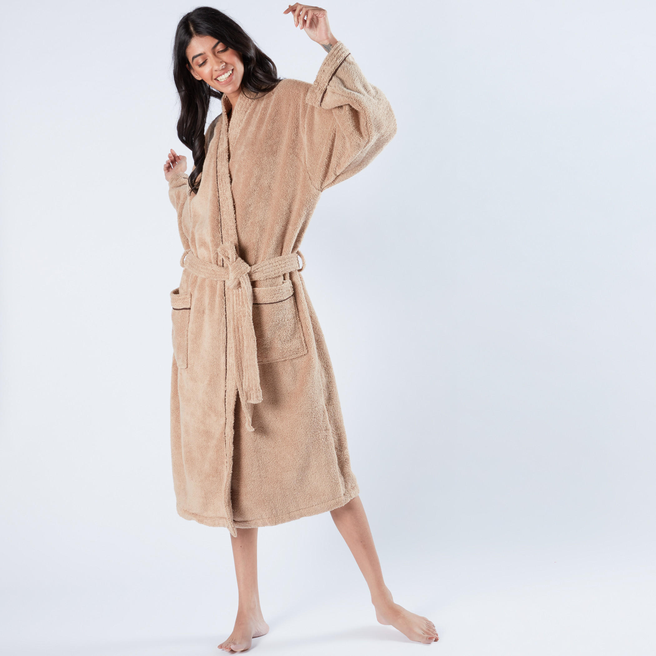 Textured Kimono Bathrobe with Tie Up and Pocket Detail-household-bathandlaundry-bathlinen-bathrobesandslippers-bathrobes-image-1