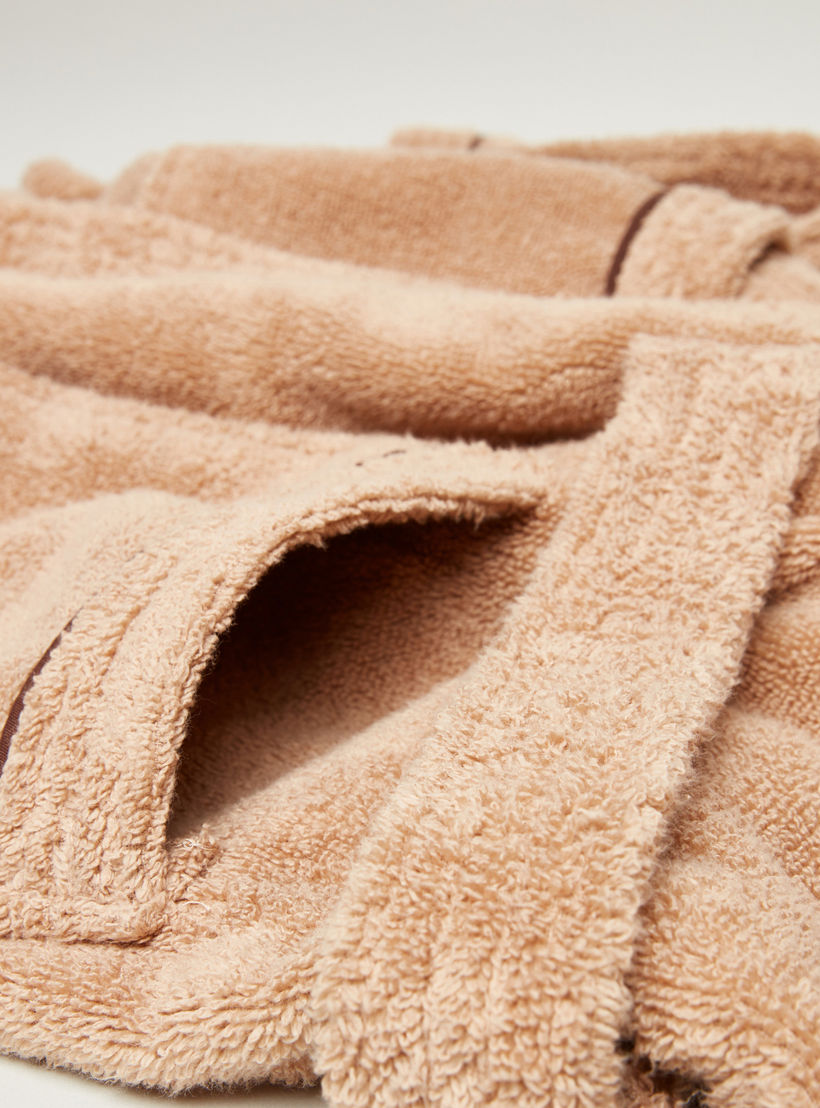 Textured Kimono Bathrobe with Tie Up and Pocket Detail-household-bathandlaundry-bathlinen-bathrobesandslippers-bathrobes-image-4