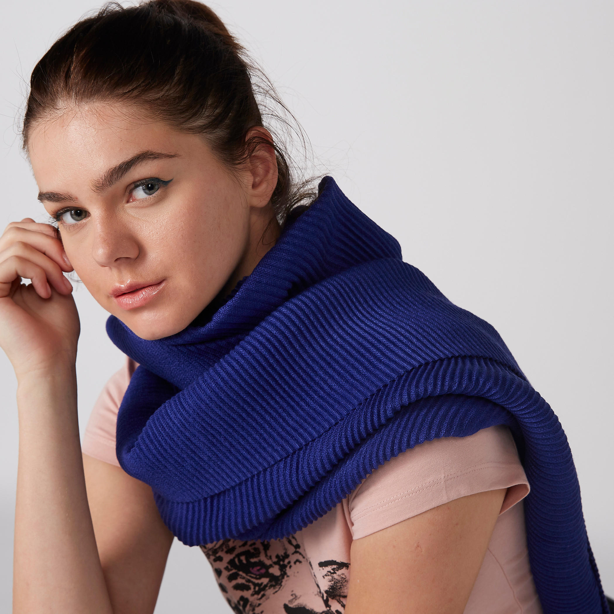 وشاح مستطيل بارز الملمس-women-clothingaccessories-scarves-image-2