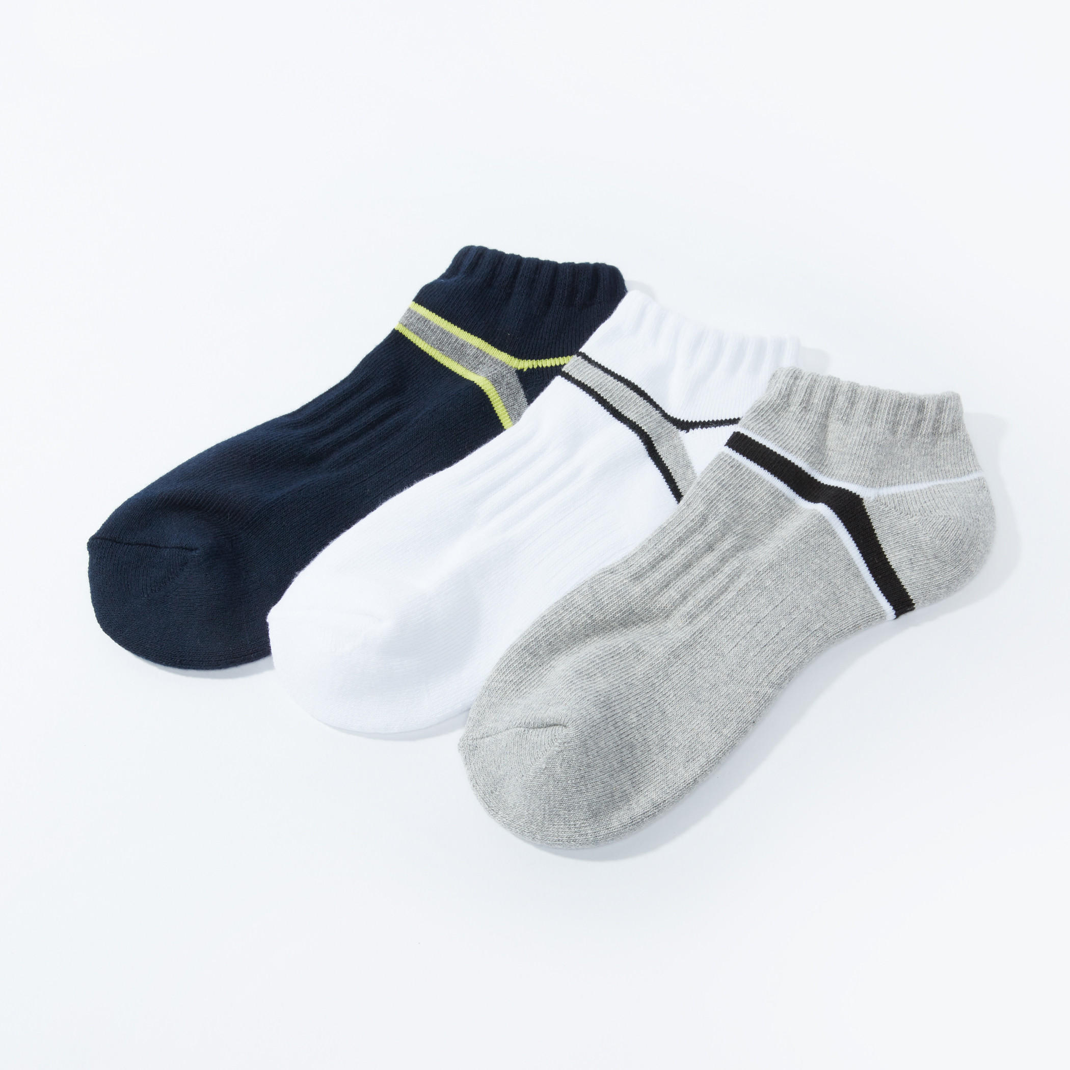 جوارب بارزة الملمس بطول الكاحل - طقم من 3 أزواج-men-socks-image-2