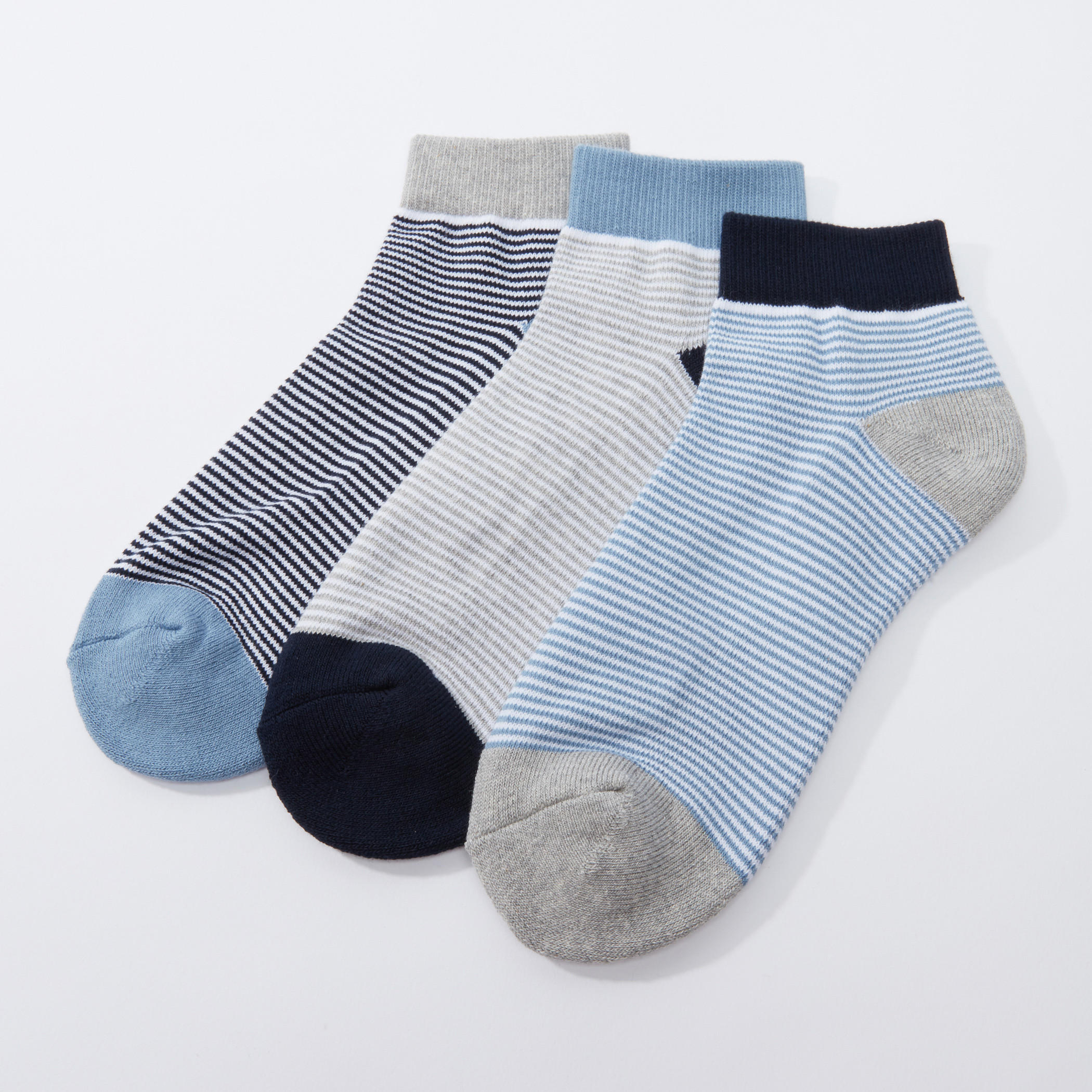 جوارب مقلّمة بطول الكاحل - طقم من 3 ازواج-men-socks-image-2