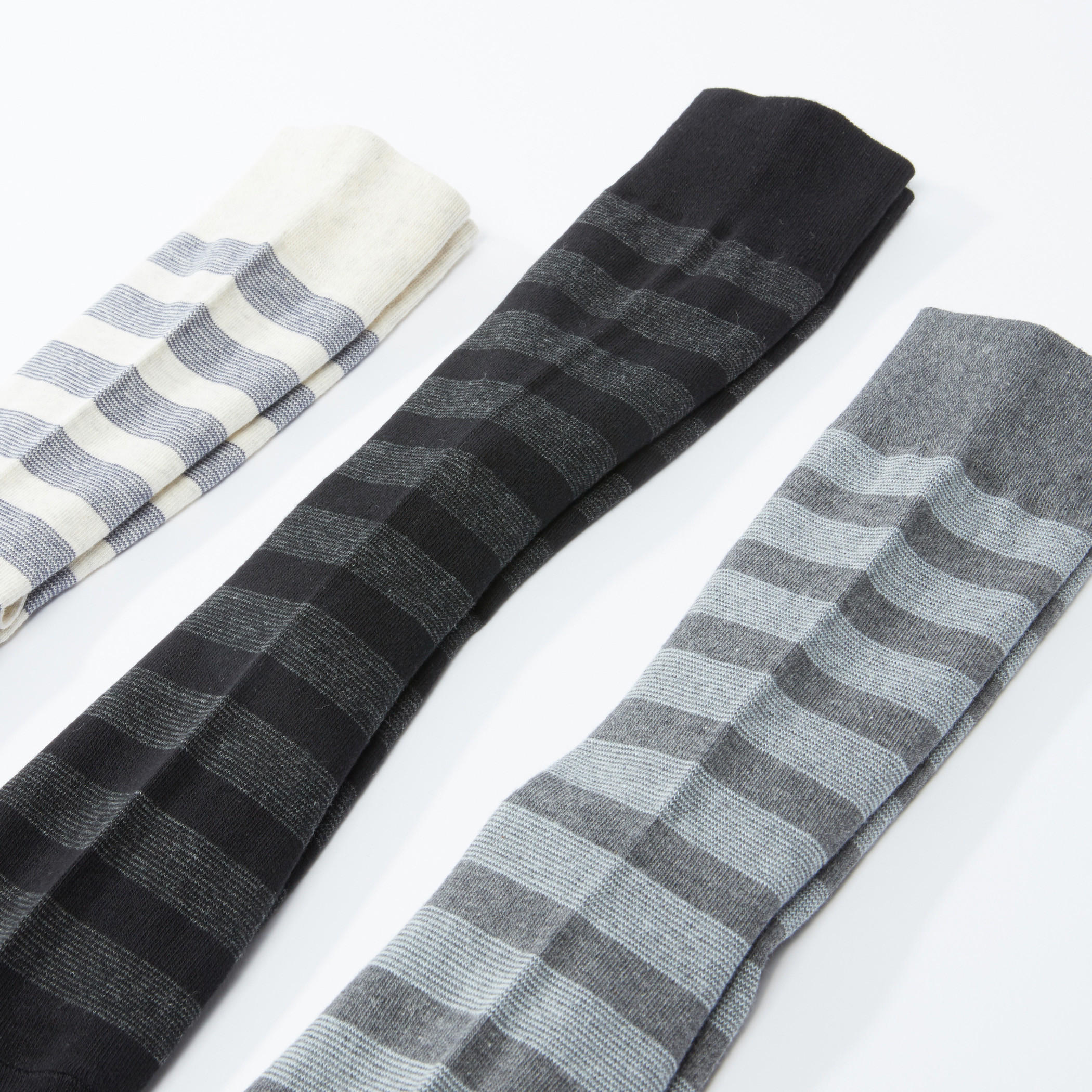جوارب مقلمة بطول متوسط - طقم من 3 أزواج-men-socks-image-1