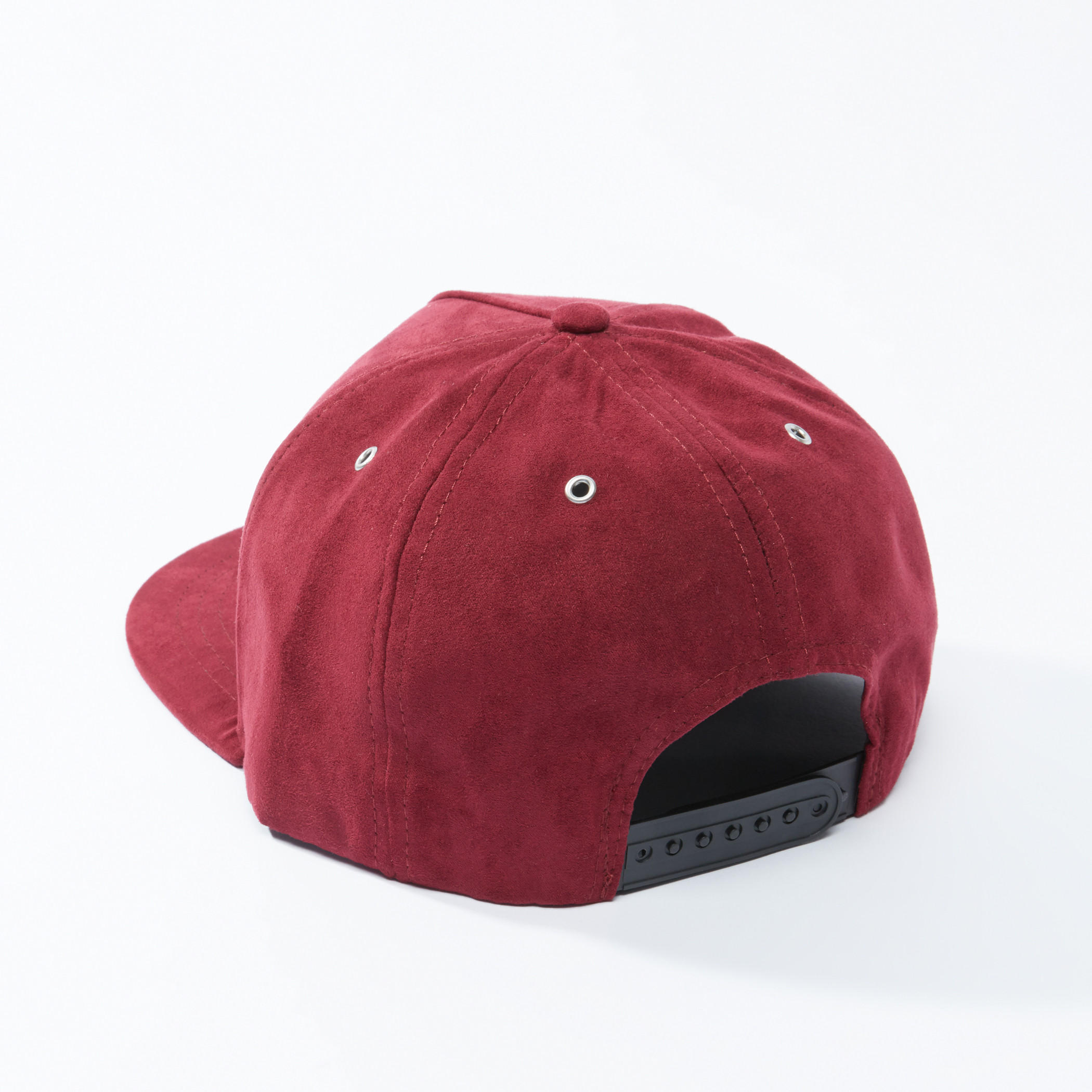 قبعة كاب مطرّزة بزر إغلاق-men-caps-image-1