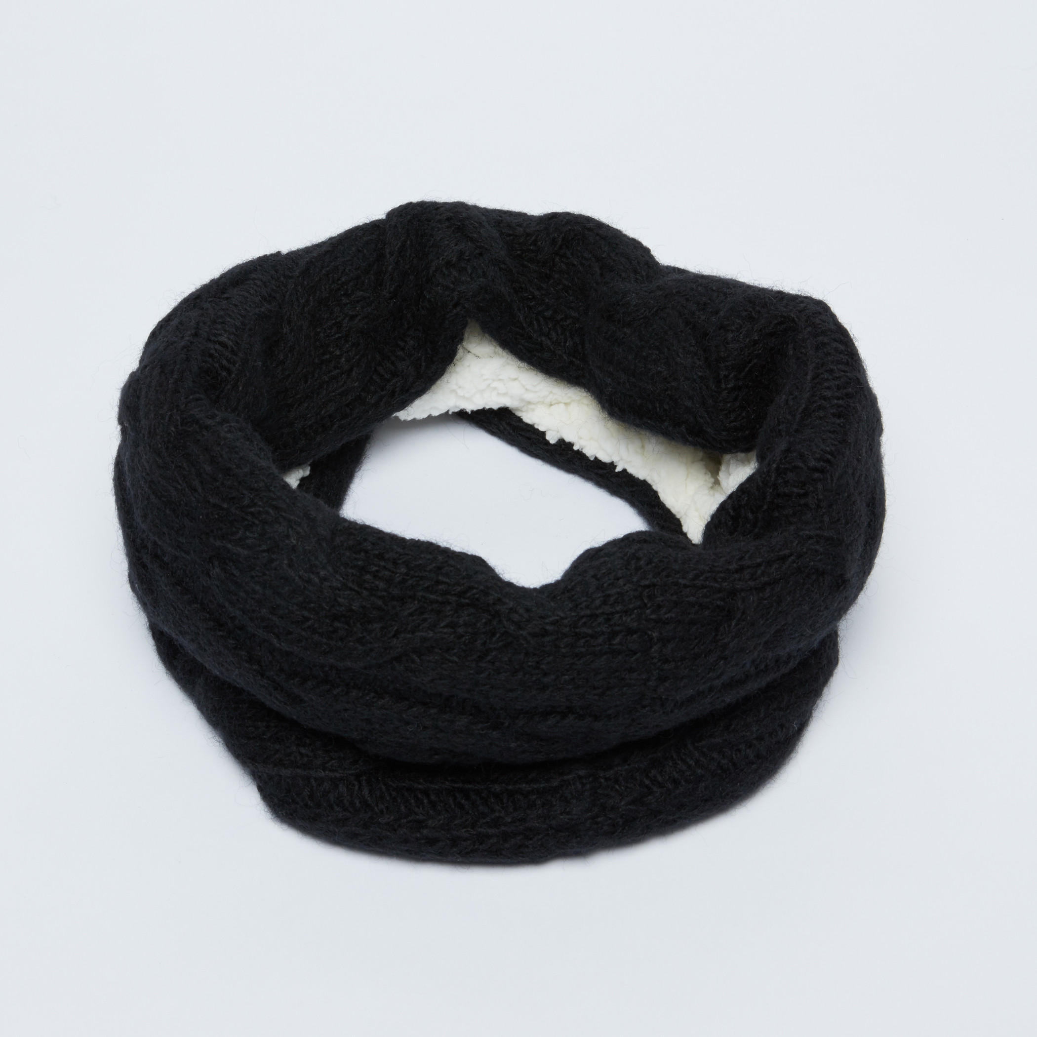 شال قطيفة مستدير-women-clothingaccessories-scarves-image-2