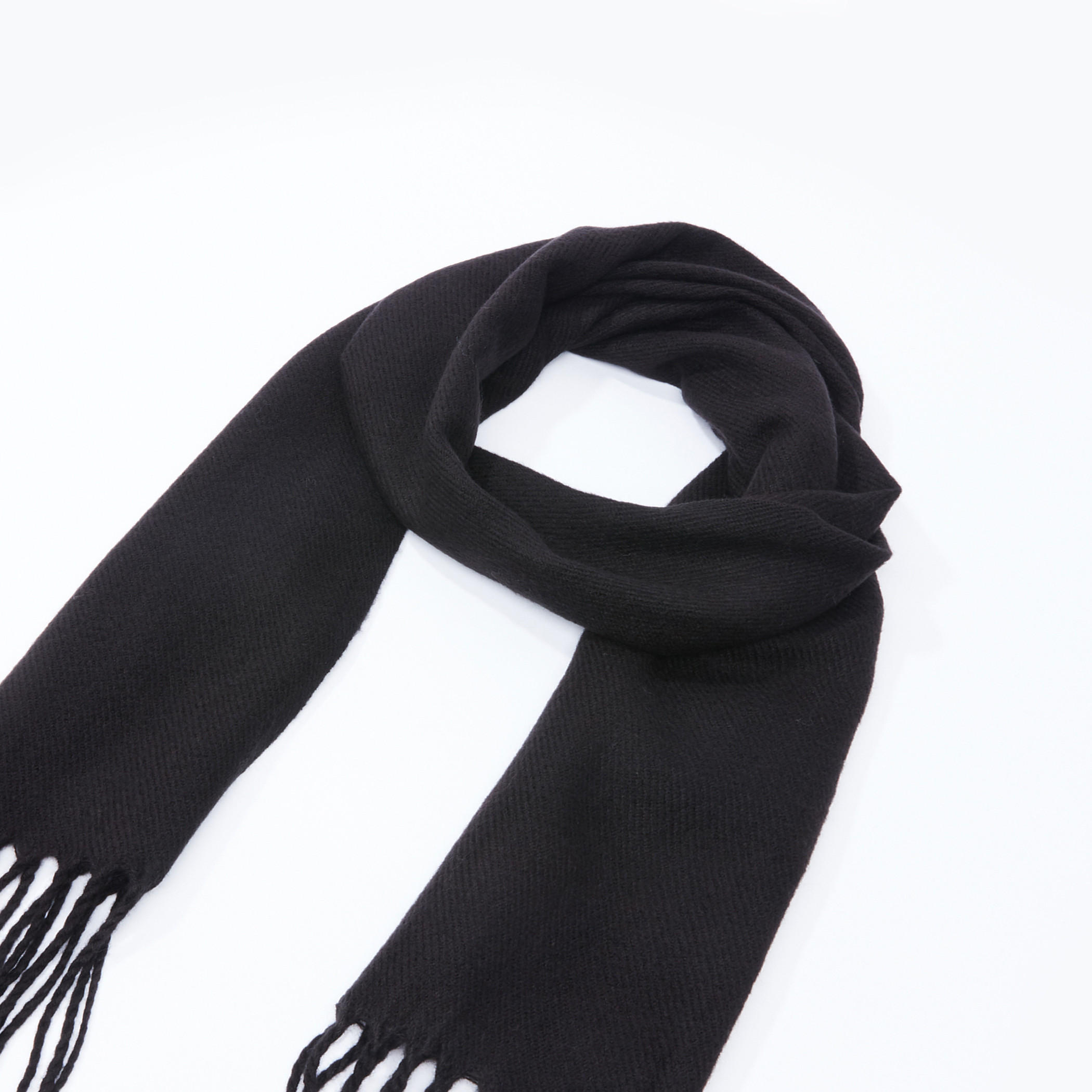 كوفية مضلعة بشراشيب-men-scarvesandgloves-image-1