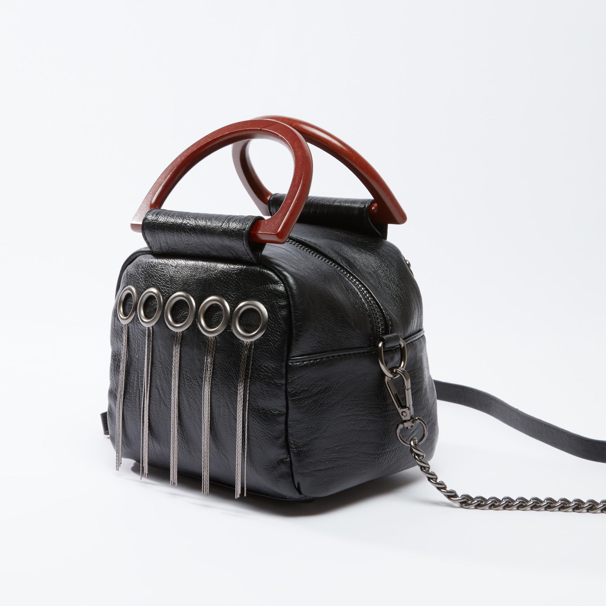 حقيبة كروس بودي بارزة الملمس بسحّاب إغلاق وحلقات-women-bagsandwallets-handbags-image-1