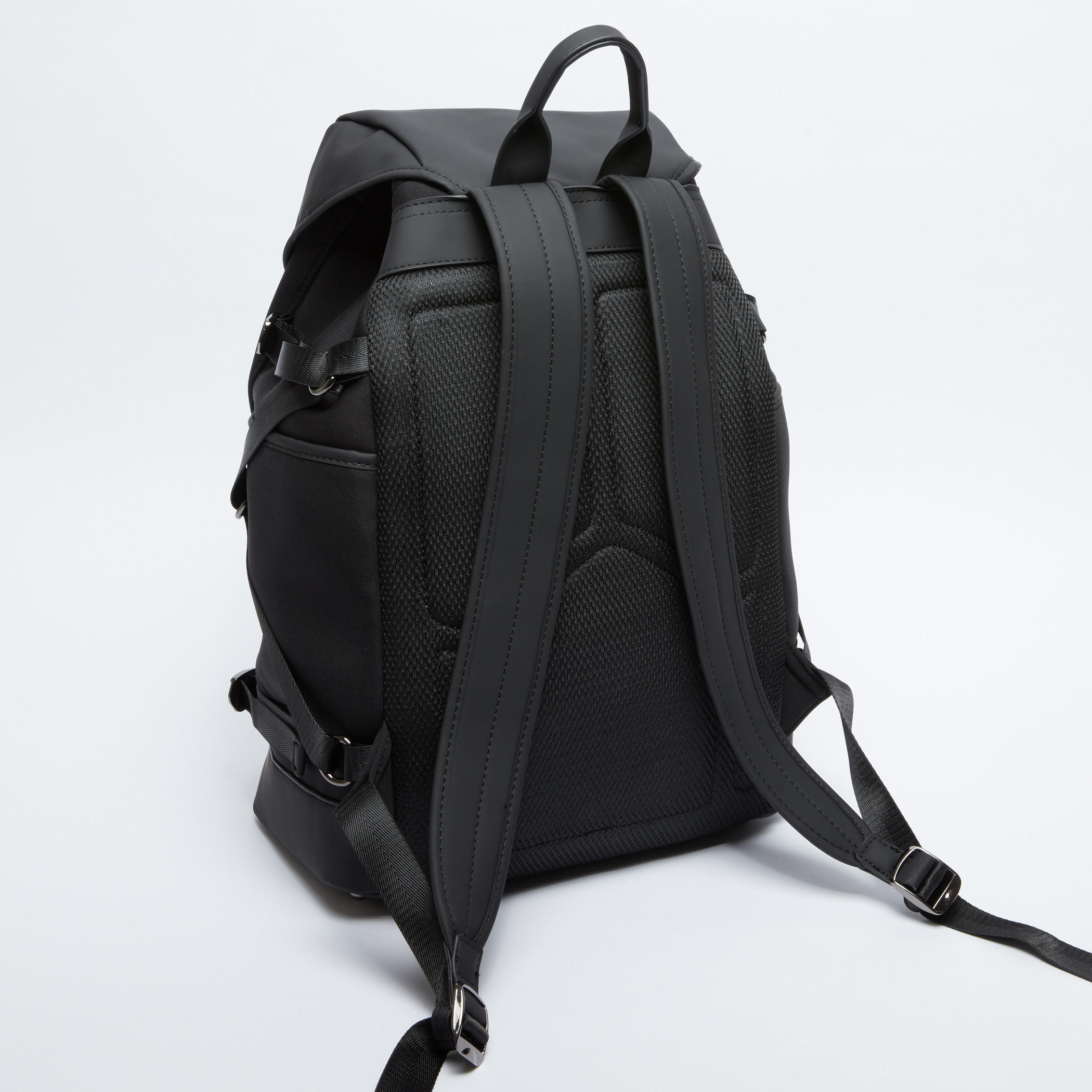 حقيبة ظهر بطيّة وإبزيم إغلاق وطبعات-men-bags-image-3