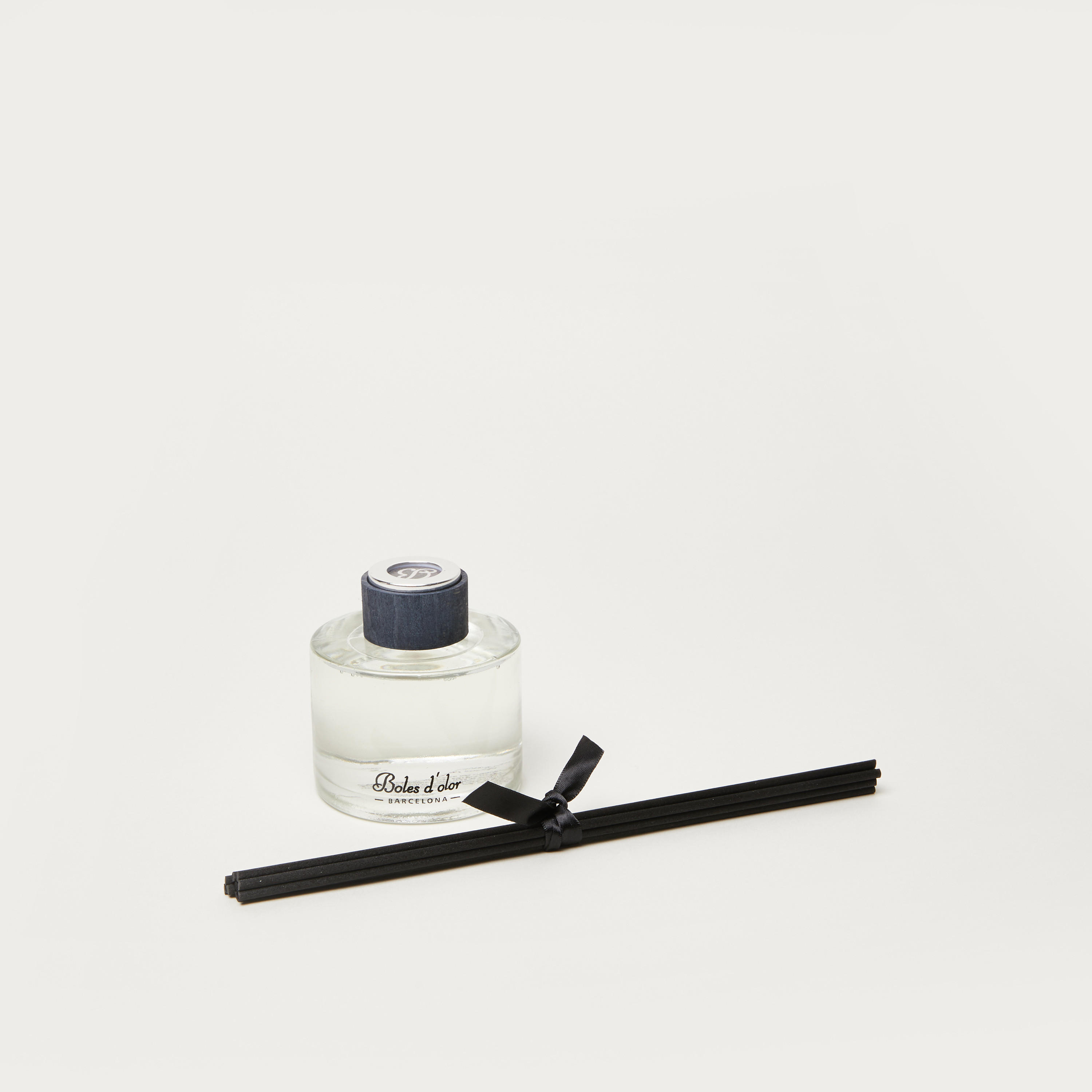 Boles d' Olor Flor de Loto Black Edition Mikado Reed Diffuser - 125 ml-household-homefragrance-reeddiffusers-image-2