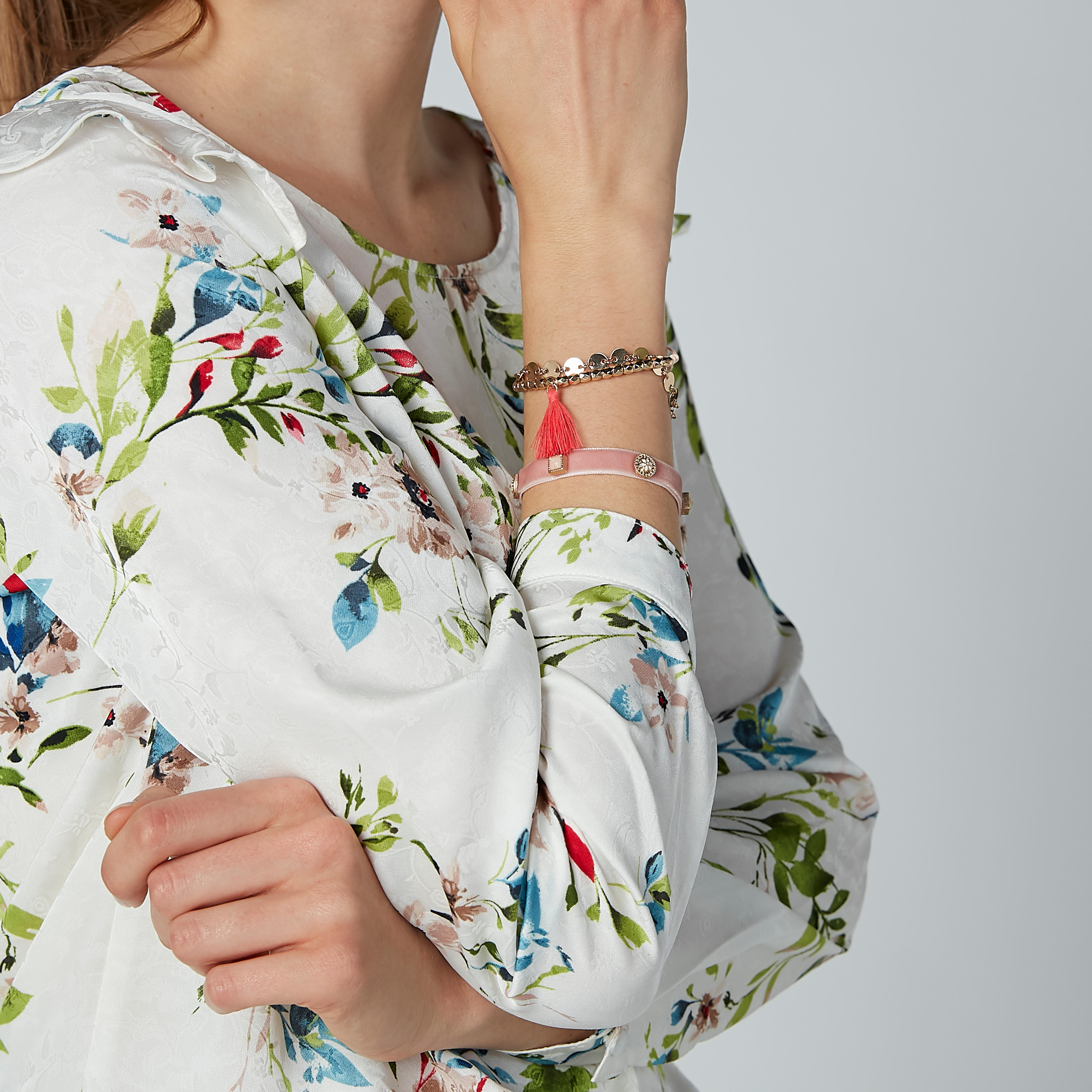 سوار بتفاصيل ميتاليك - طقم من 5 قطع-women-watchesandjewellery-jewellery-banglesandbracelets-image-2
