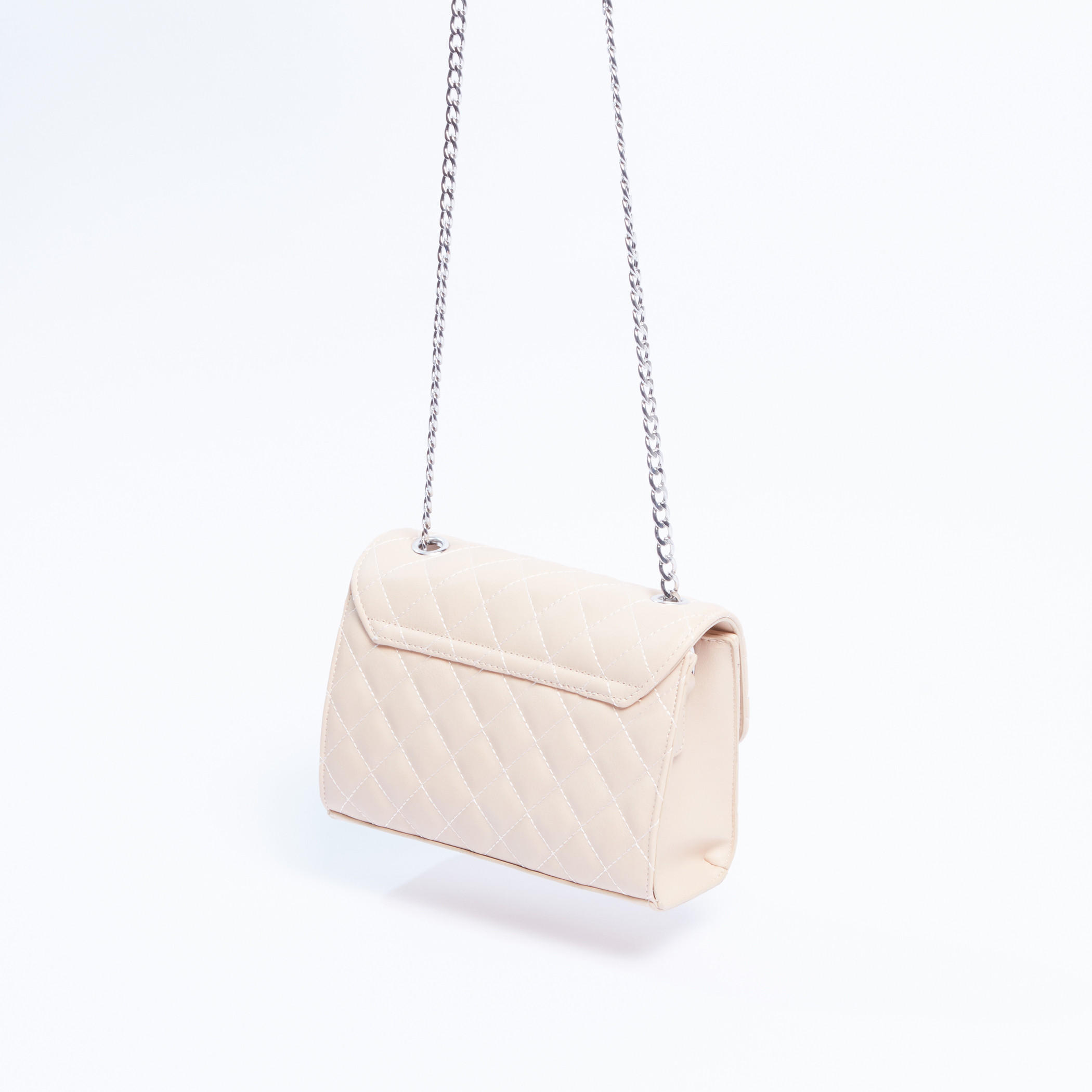 حقيبة ساتشيل مبطّنة بحمّالة سلسلة ميتاليك-women-bagsandwallets-handbags-image-3