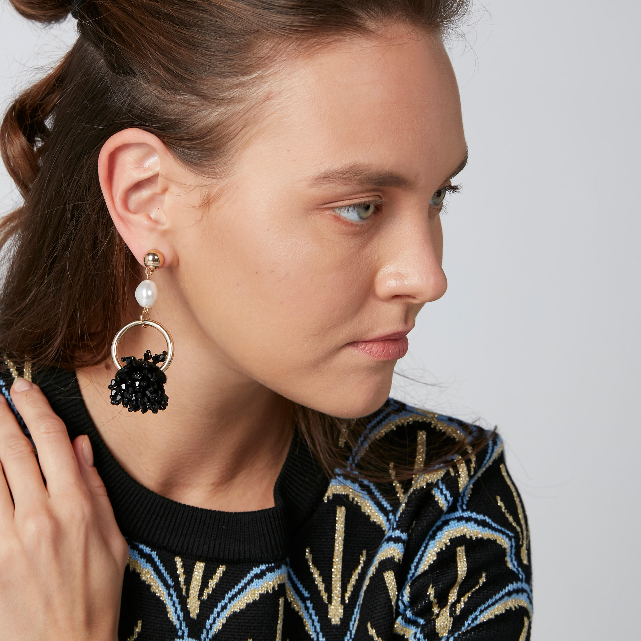 Pearl Detail Dangling Earrings with Push Back Closure-women-watchesandjewellery-jewellery-earrings-image-2
