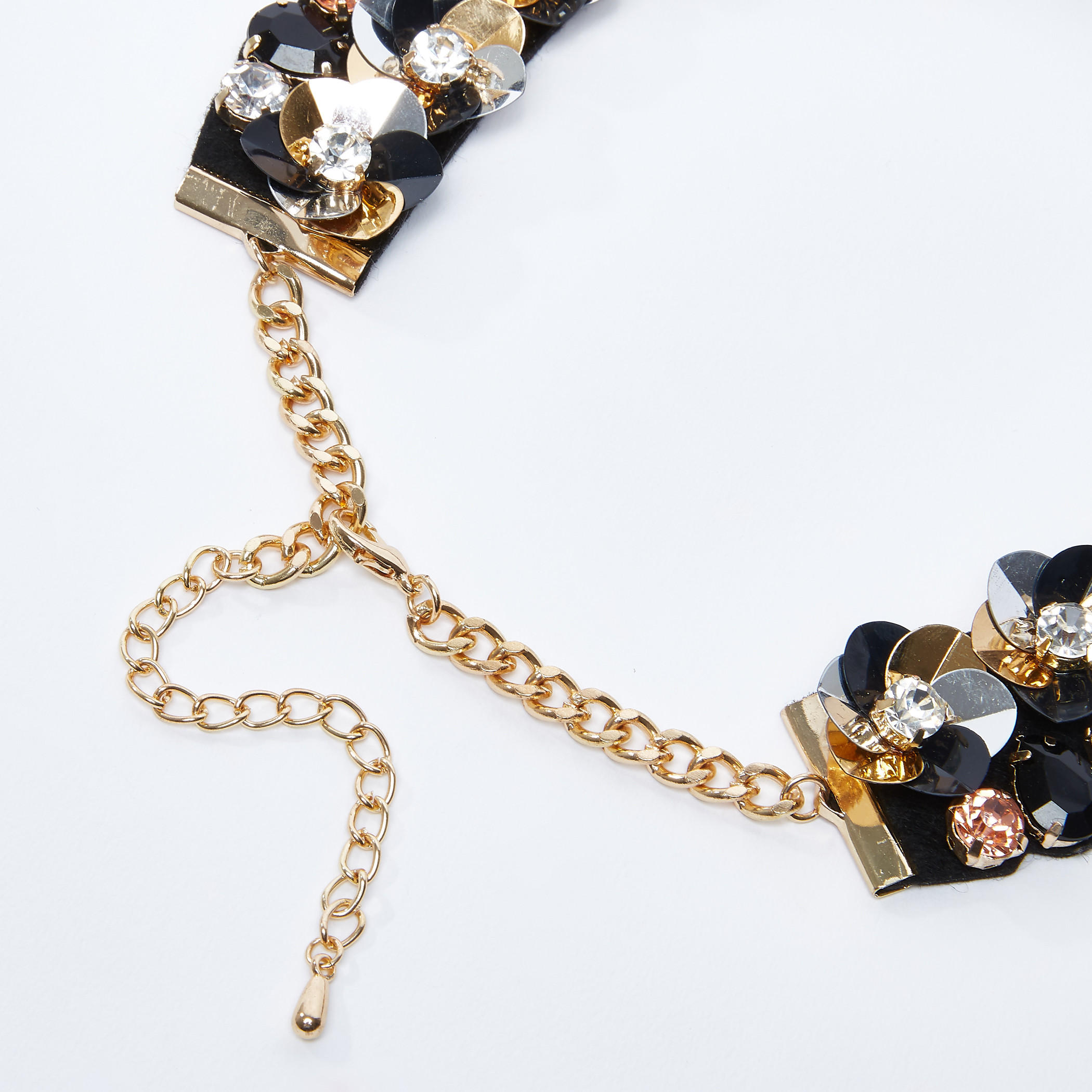 قلادة مرصّعة بمشبك إغلاق-women-watchesandjewellery-jewellery-necklacesandpendants-image-3
