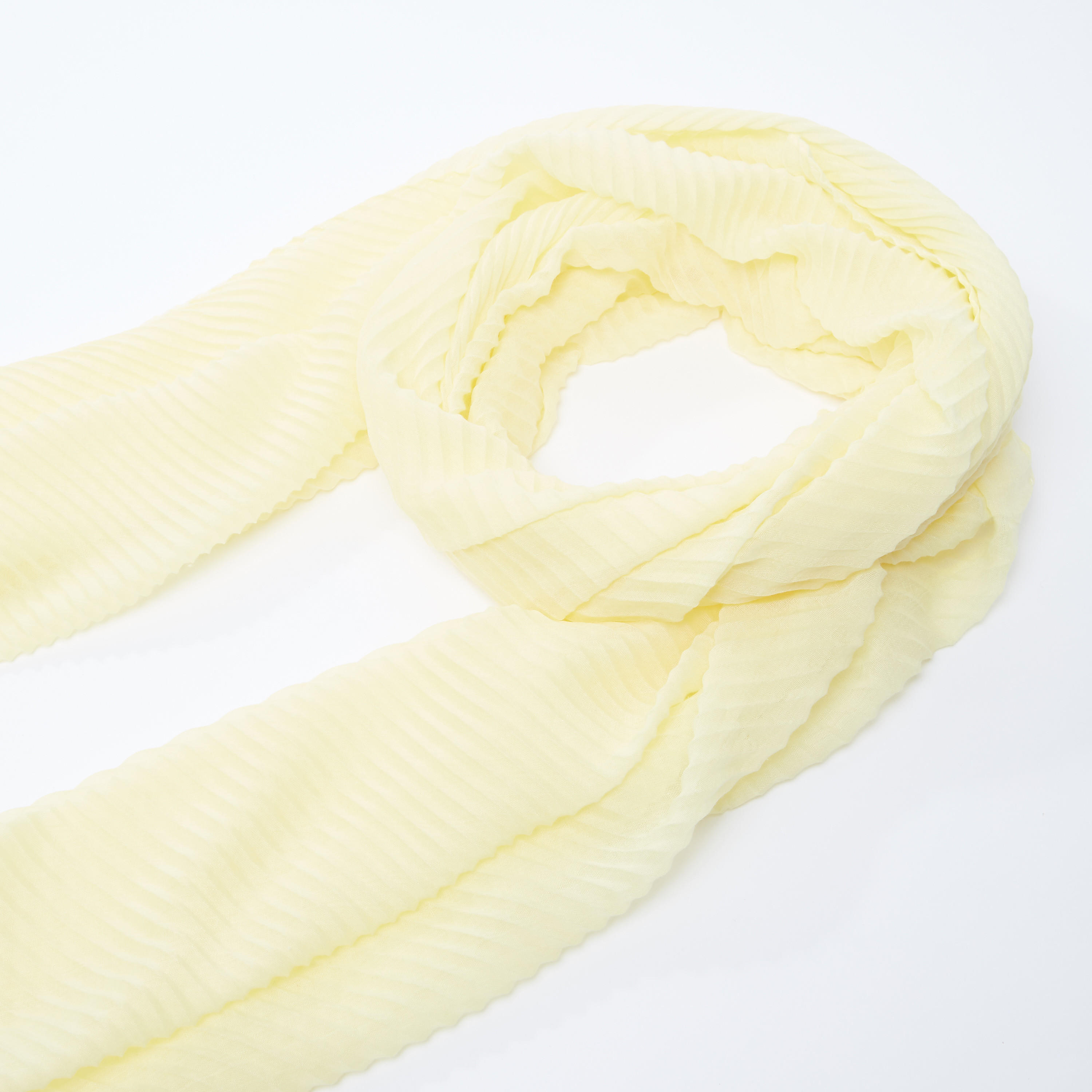 وشاح مزيّن-women-clothingaccessories-scarves-image-3