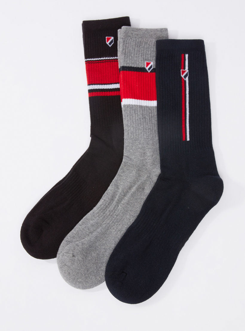 جوارب رياضية قصيرة - طقم من 3 أزواج-men-socks-image-1