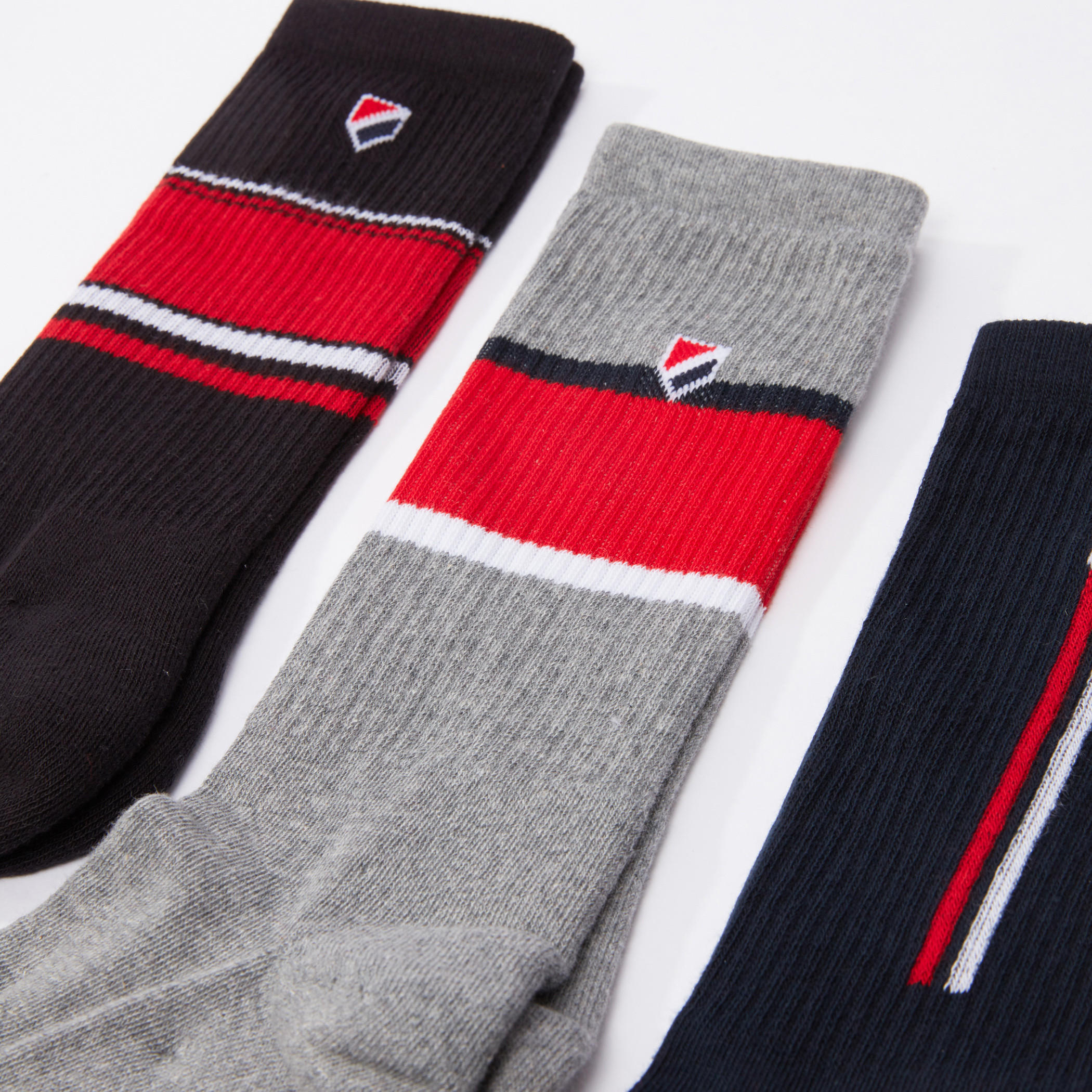 جوارب رياضية قصيرة - طقم من 3 أزواج-men-socks-image-2
