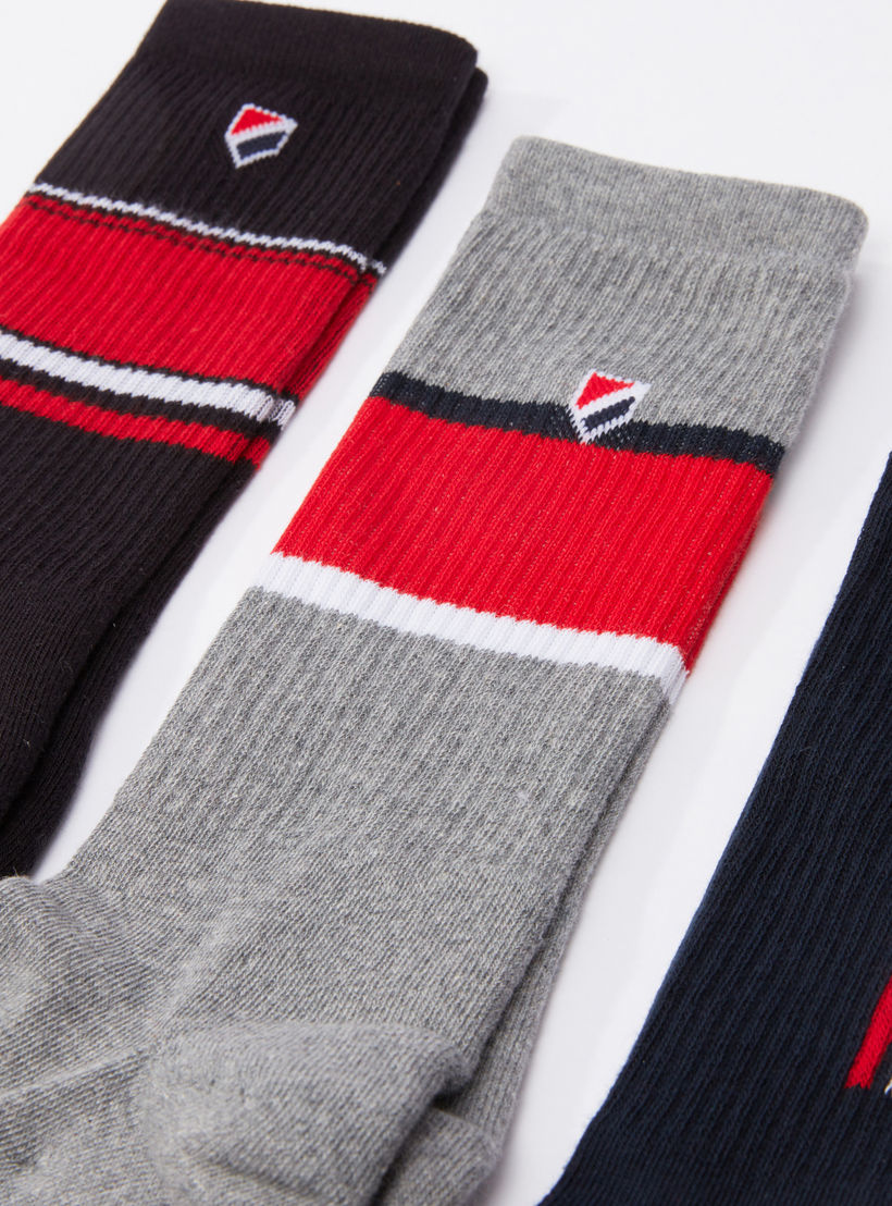 جوارب رياضية قصيرة - طقم من 3 أزواج-men-socks-image-2