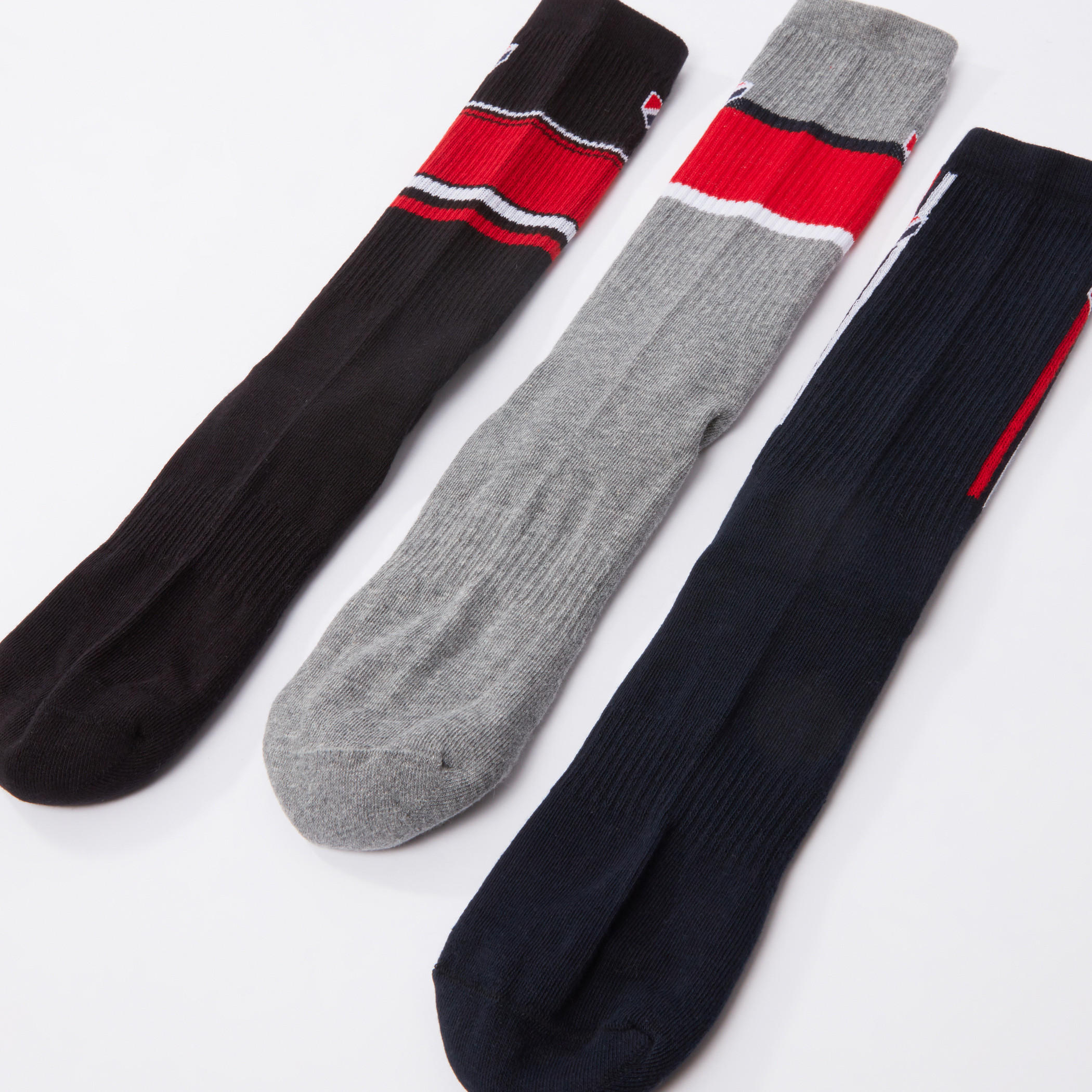 جوارب رياضية قصيرة - طقم من 3 أزواج-men-socks-image-3