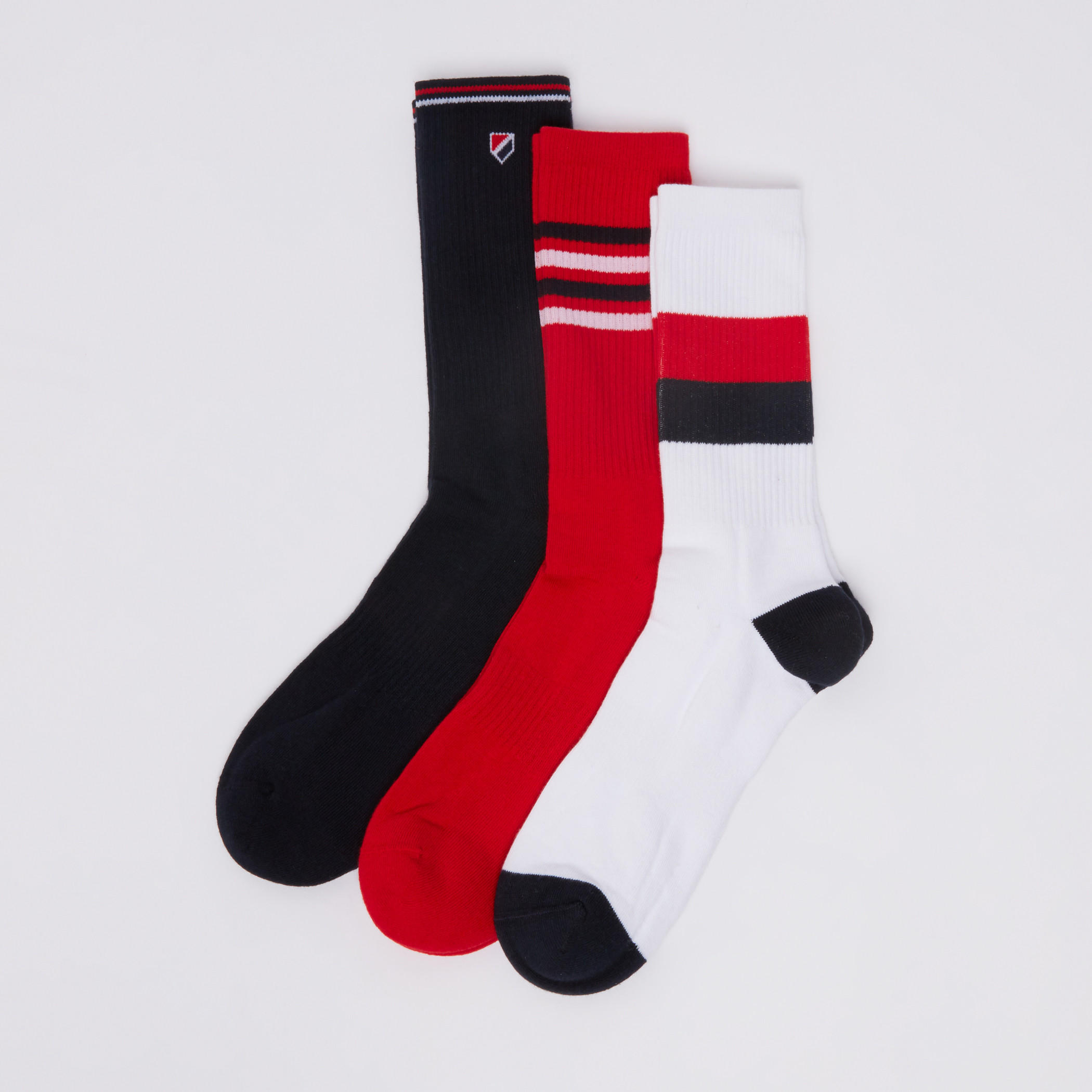 جوارب رياضية قصيرة - طقم من 3 أزواج-men-socks-image-1