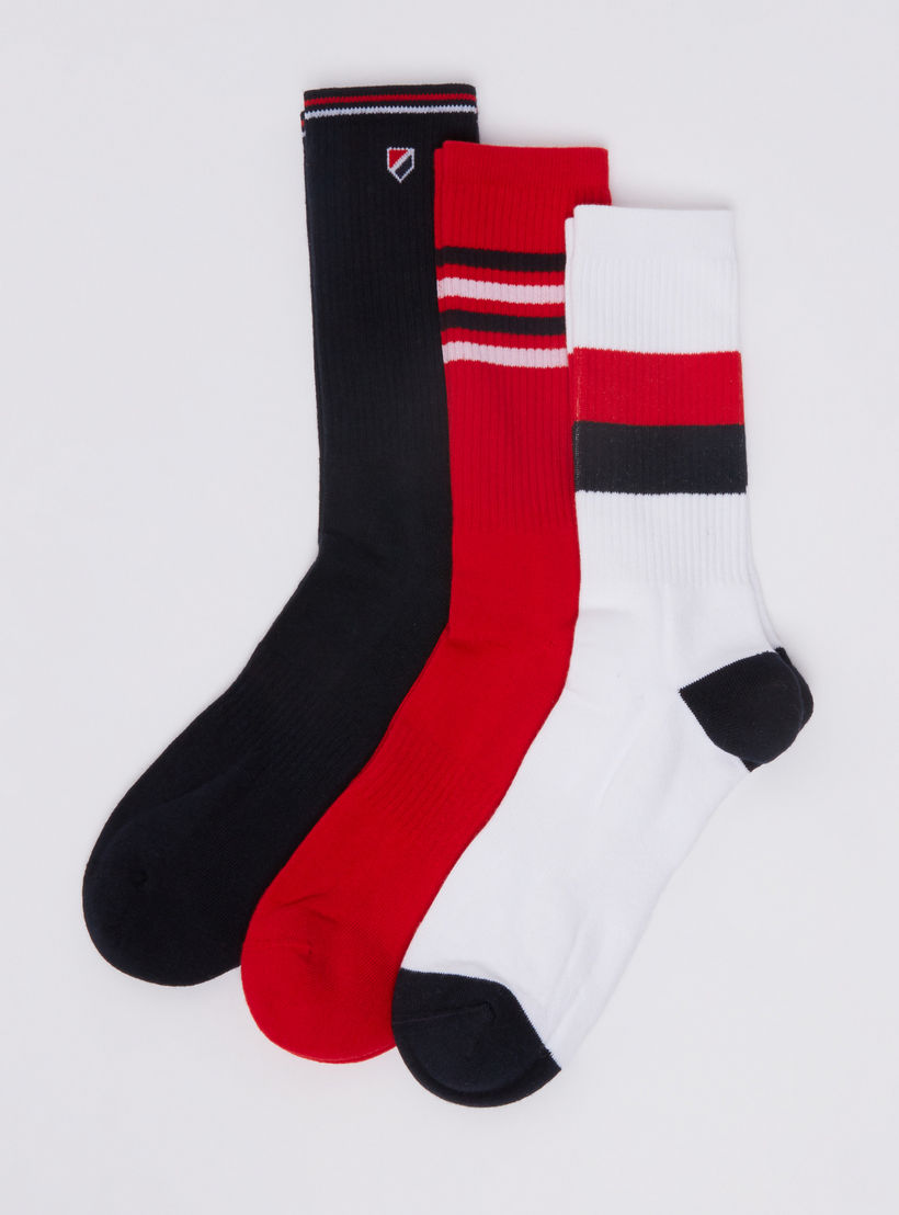 جوارب رياضية قصيرة - طقم من 3 أزواج-men-socks-image-1