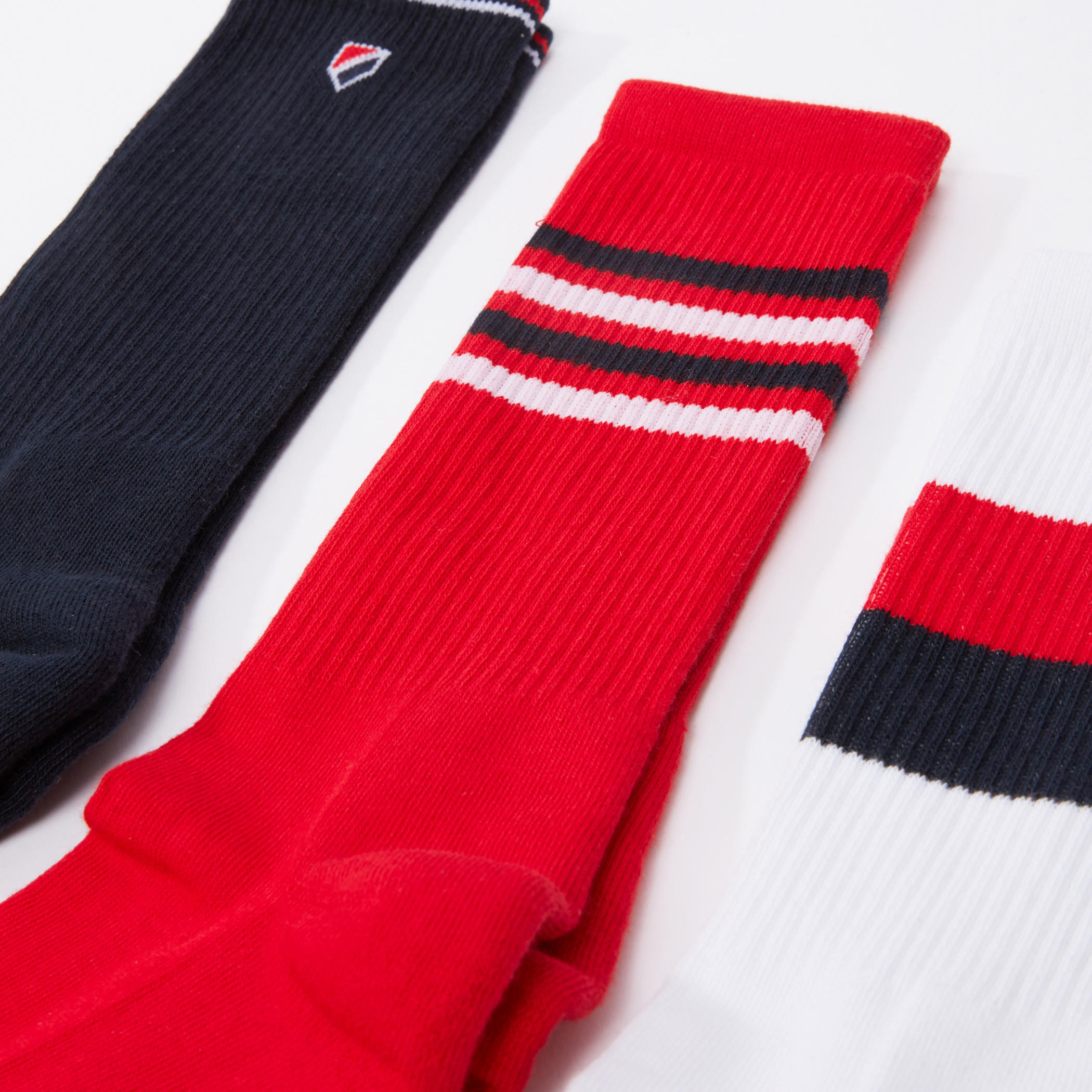 جوارب رياضية قصيرة - طقم من 3 أزواج-men-socks-image-2