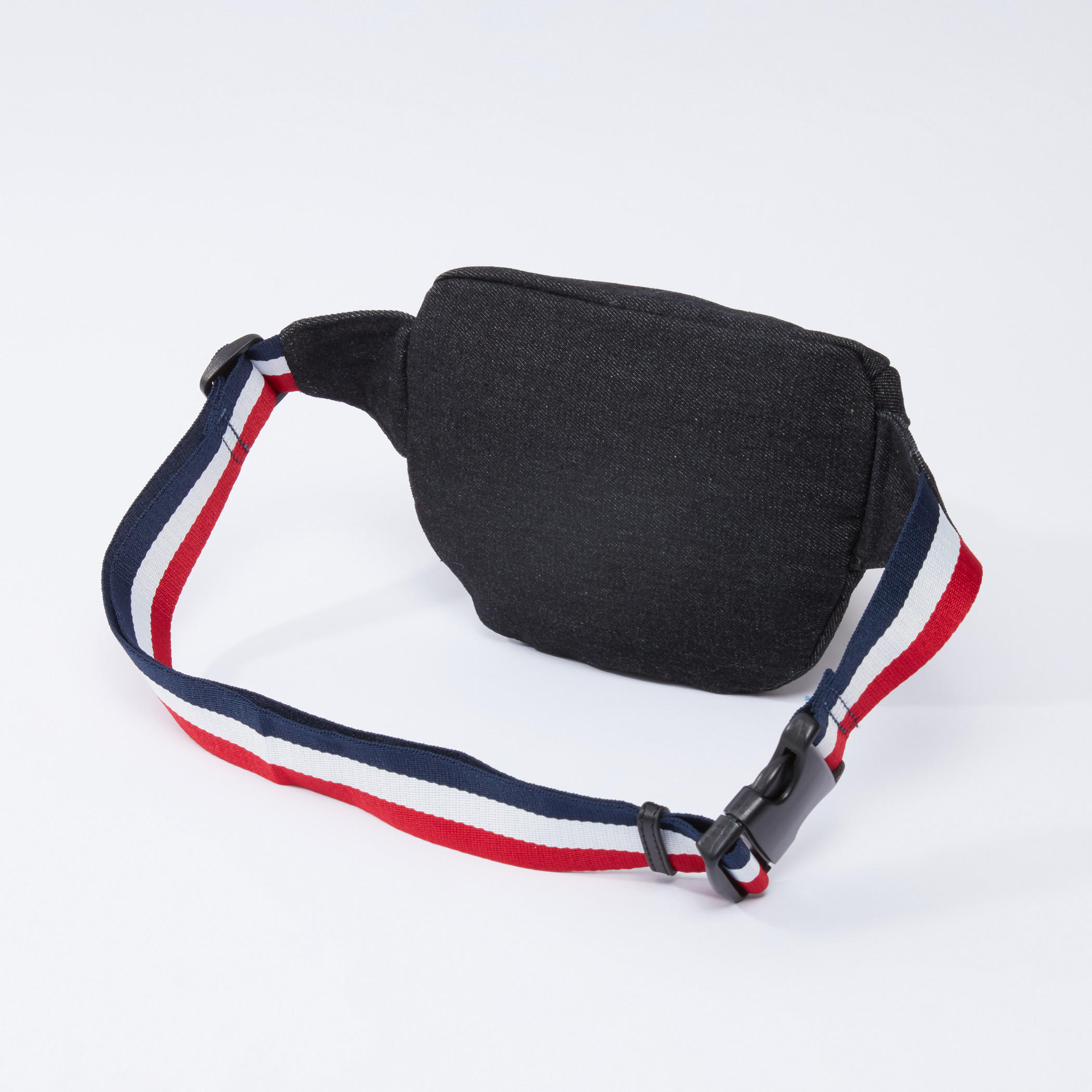 حقيبة فاني بإبزيم وسحّاب إغلاق من لي كوبر-men-bags-image-3
