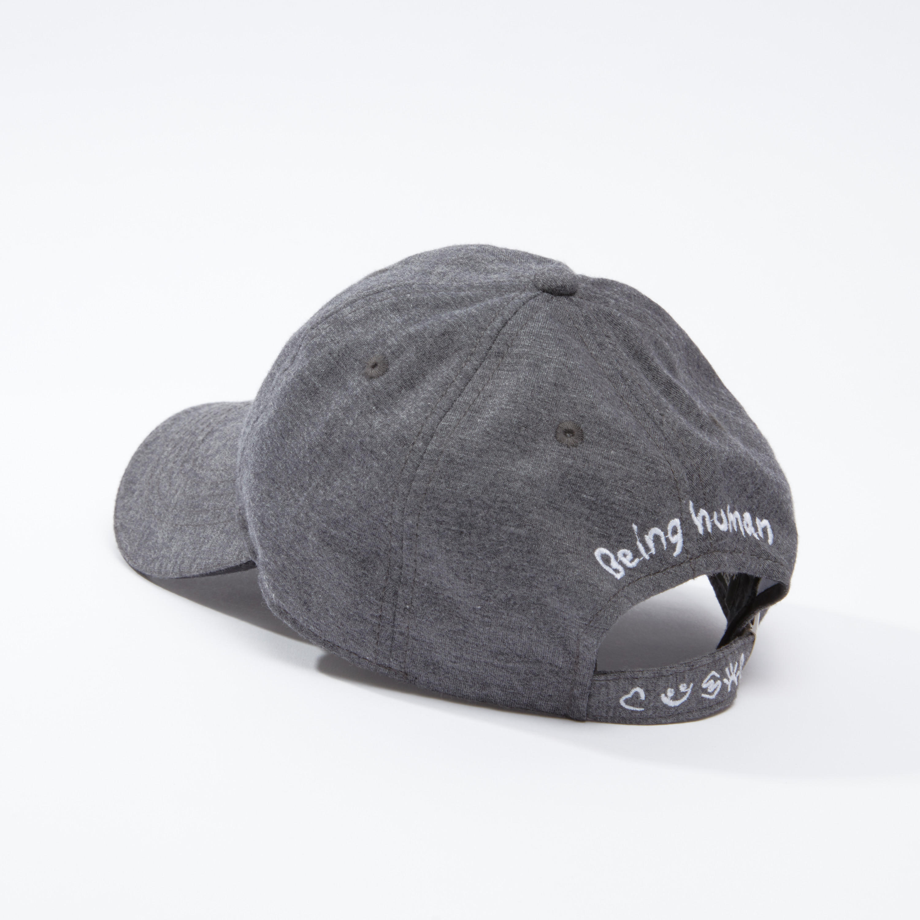 قبعة كاب بثنية إغلاق وتزيينات وتطريز من بيينج هيومان-men-caps-image-4