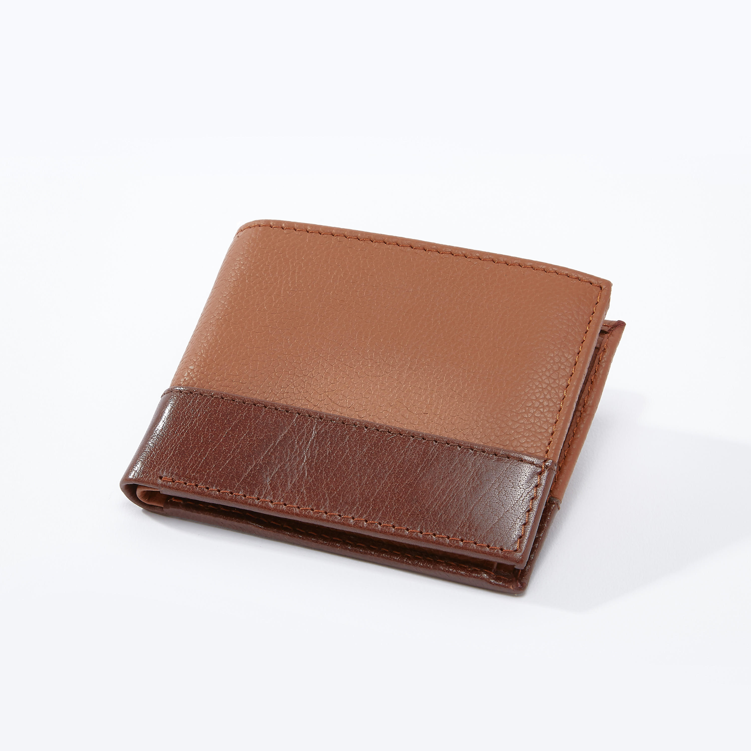 محفظة بطيّة مزدوجة وجيوب متعددة-men-beltsandwallets-wallets-image-1