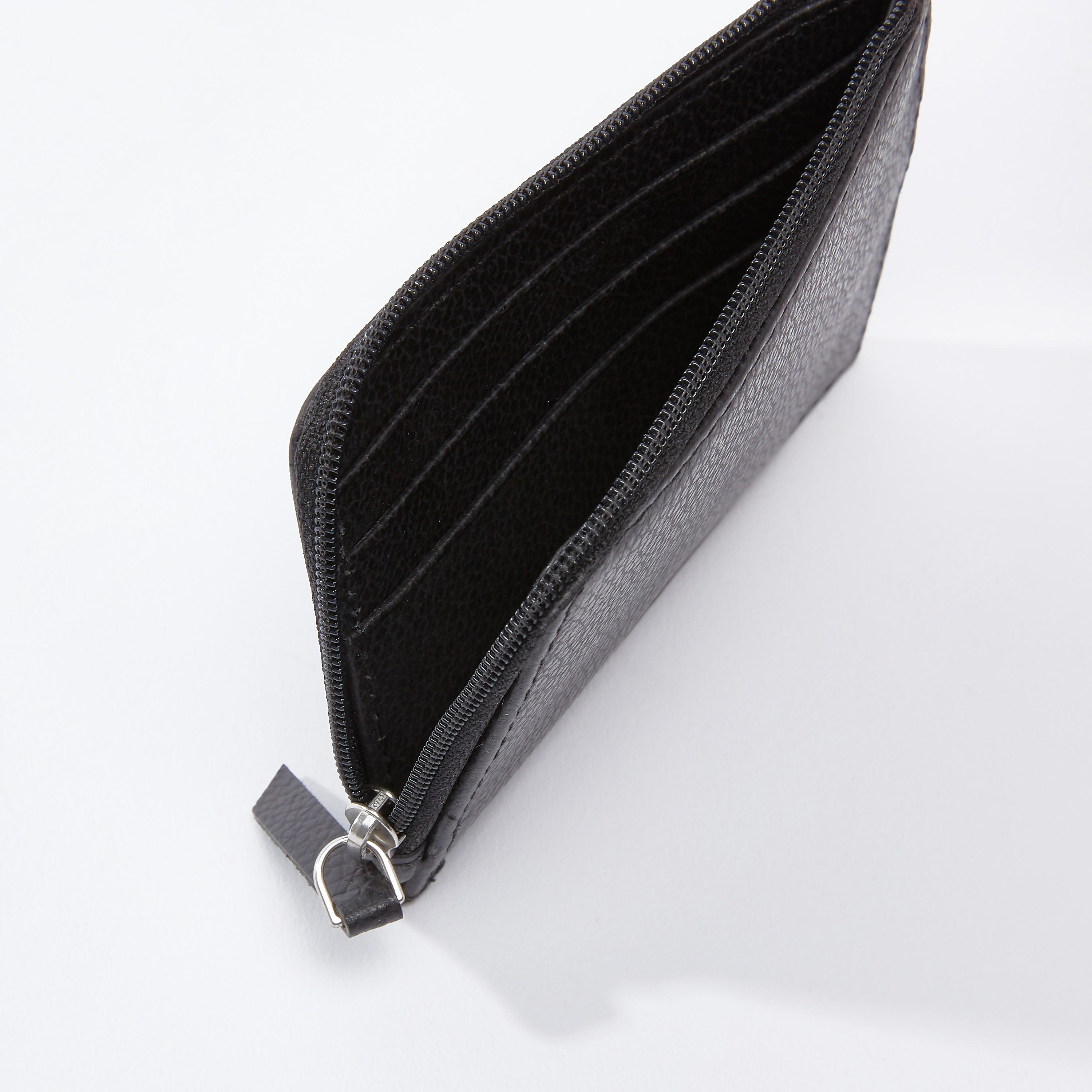 حقيبة صغيرة بسحّاب إغلاق-men-beltsandwallets-wallets-image-1