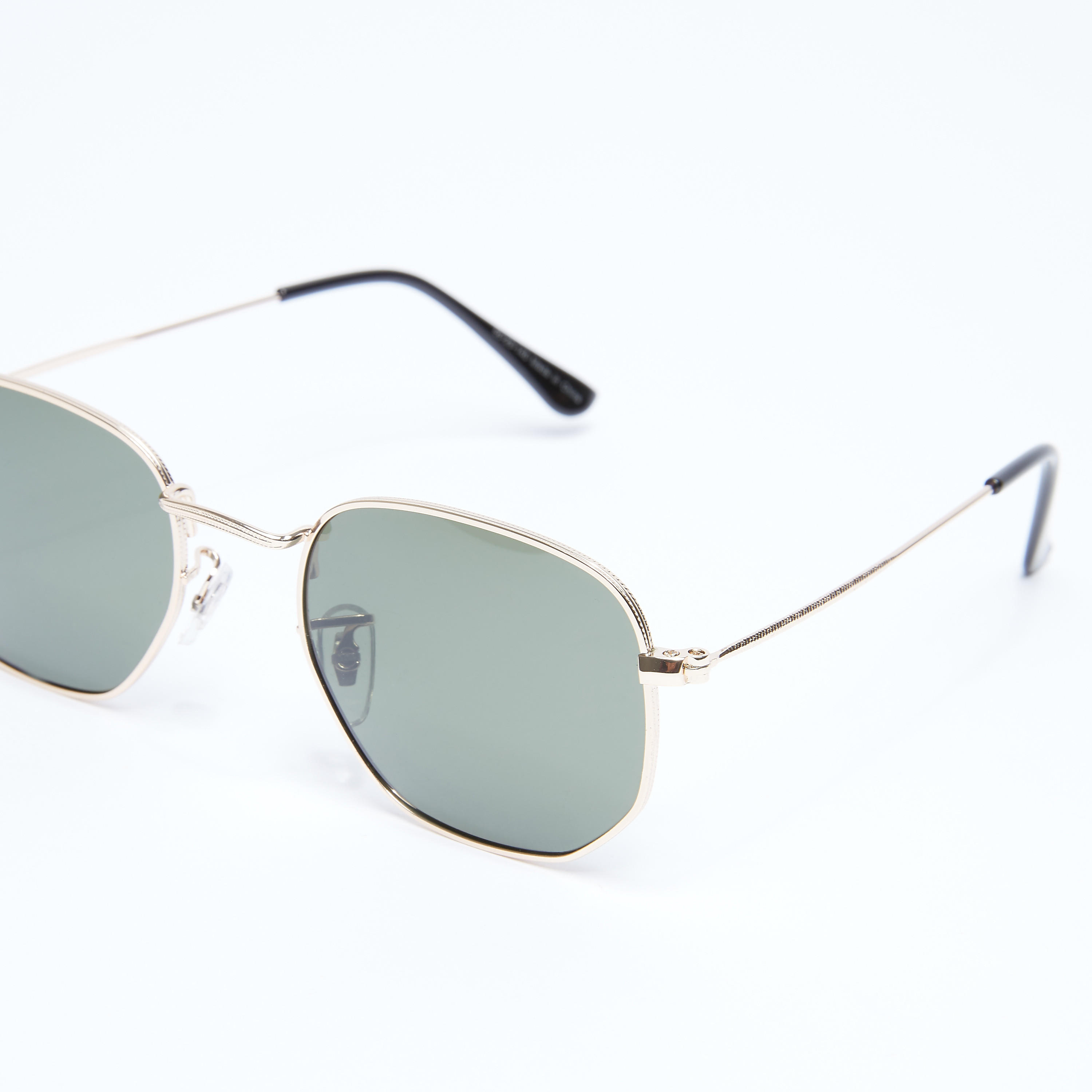 نظّارة شمسية بإطار كامل ووسادات للأنف-women-sunglasses-image-3