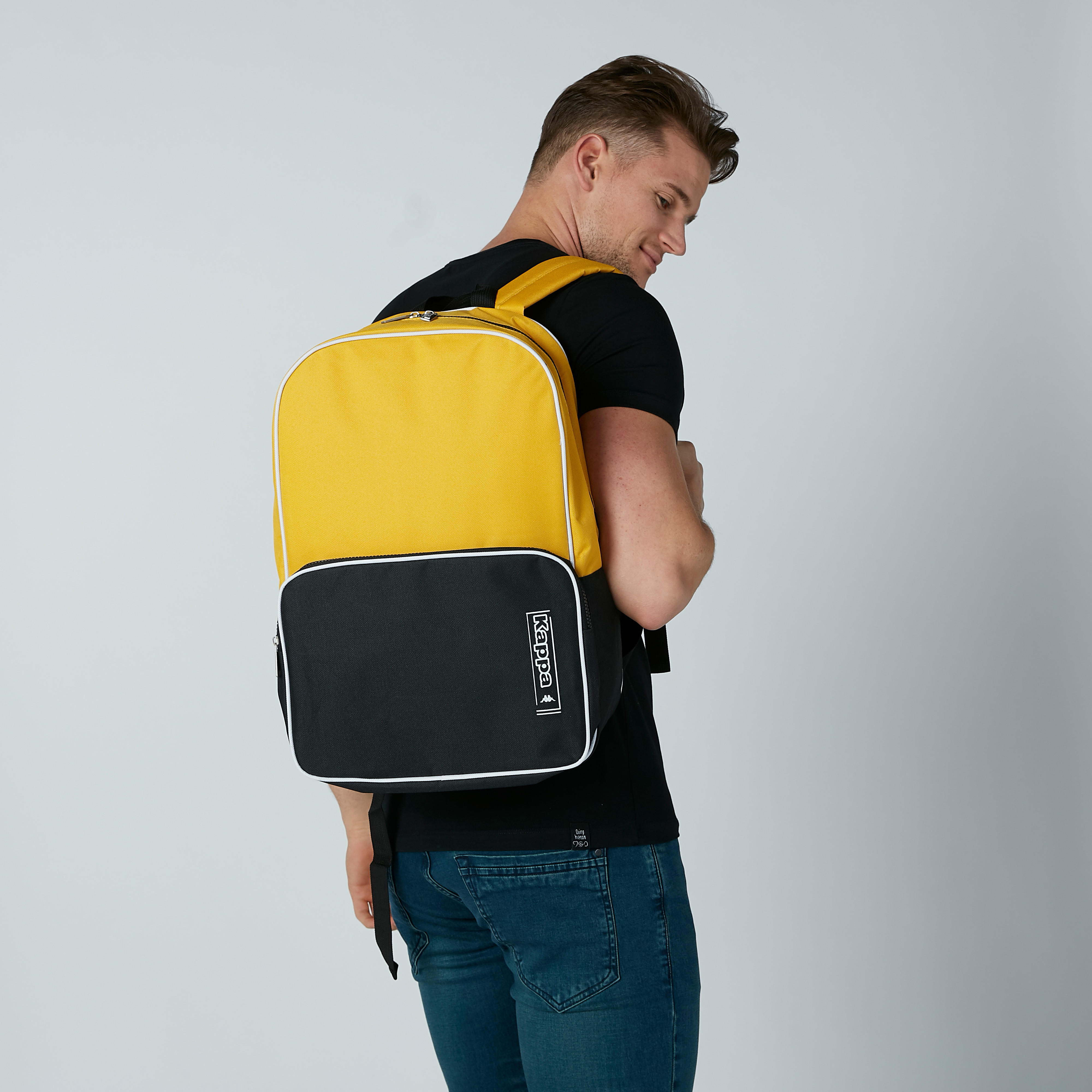 حقيبة ظهر بسحّاب إغلاق وطبعات من كابا-men-bags-image-4