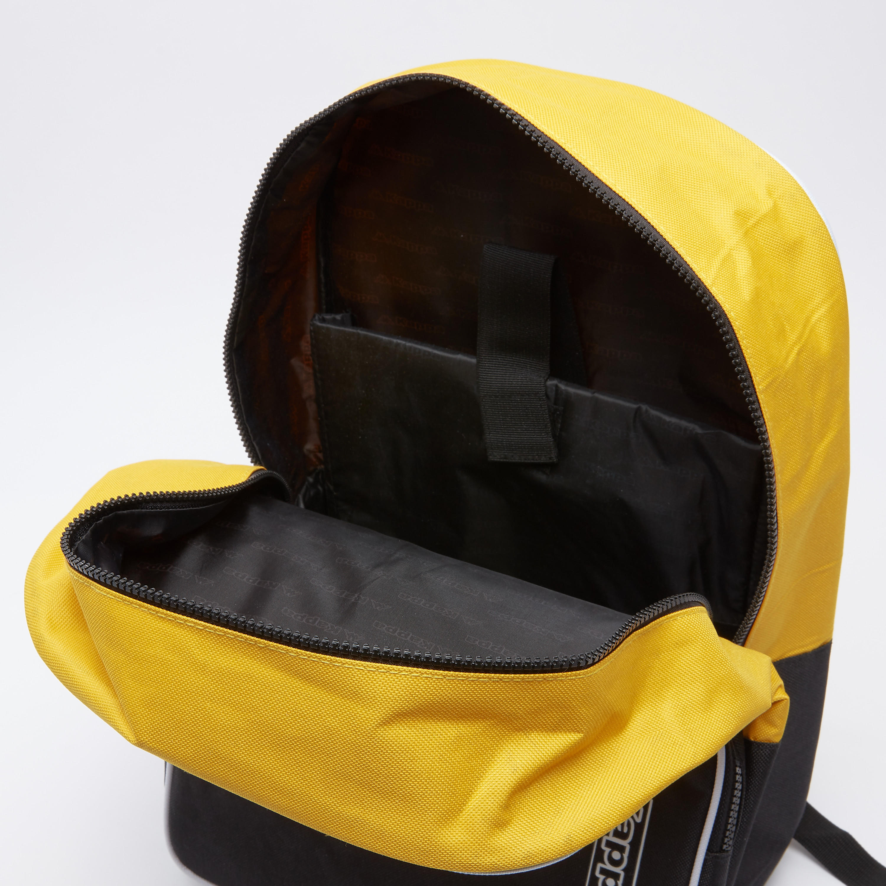 حقيبة ظهر بسحّاب إغلاق وطبعات من كابا-men-bags-image-1