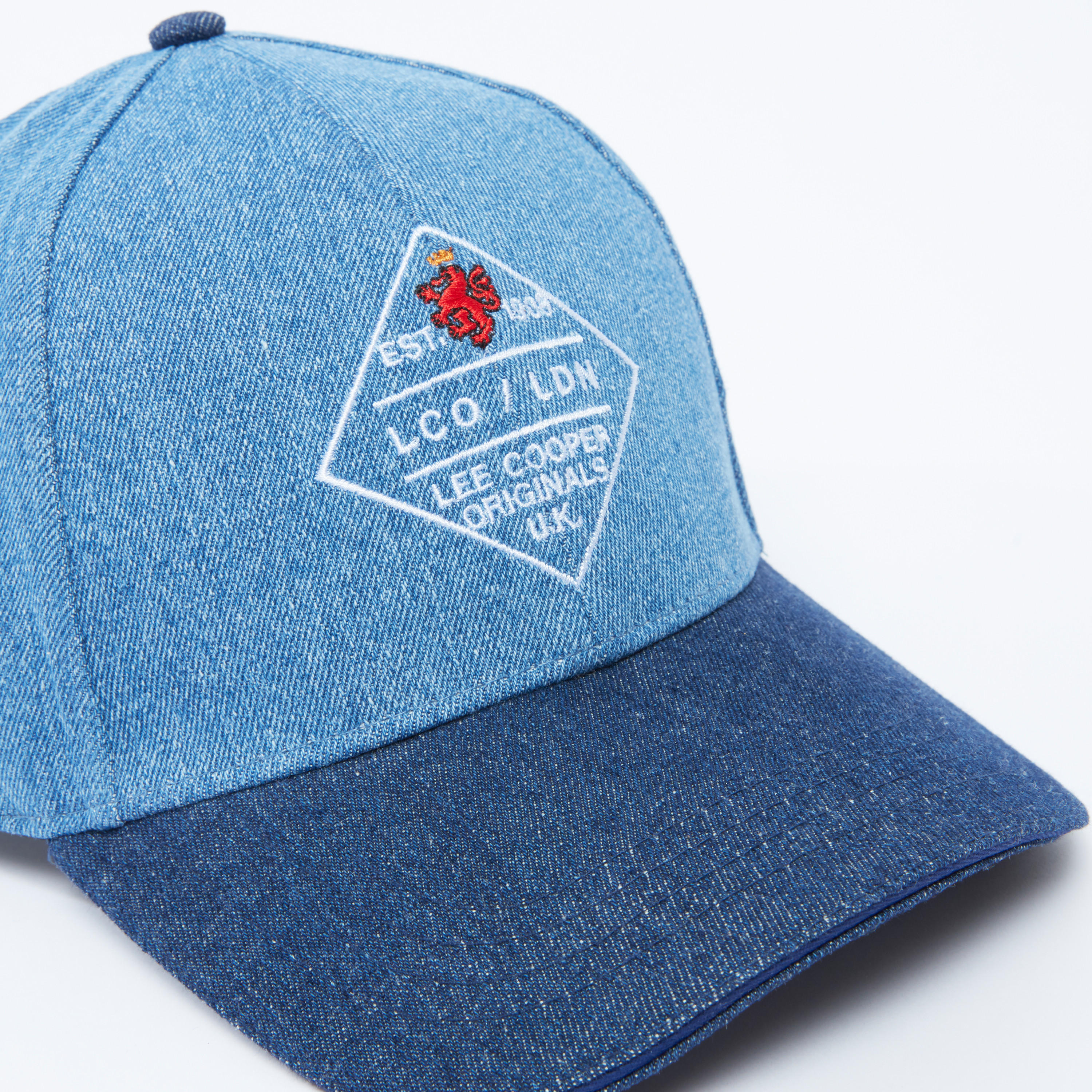 كاب بارز الملمس بإبزيم إغلاق-men-caps-image-2
