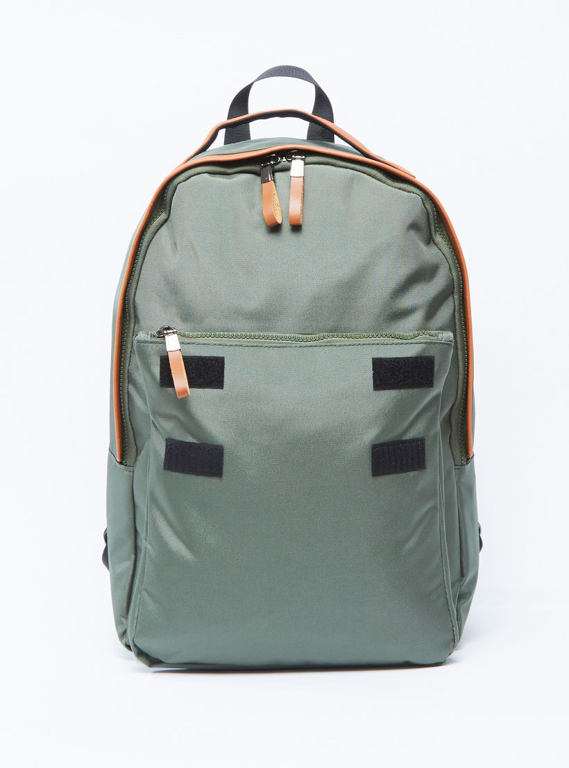 شنطة ظهر سادة بحمّالات قابلة للتعديل ومقبض علوي-men-bags-image-5