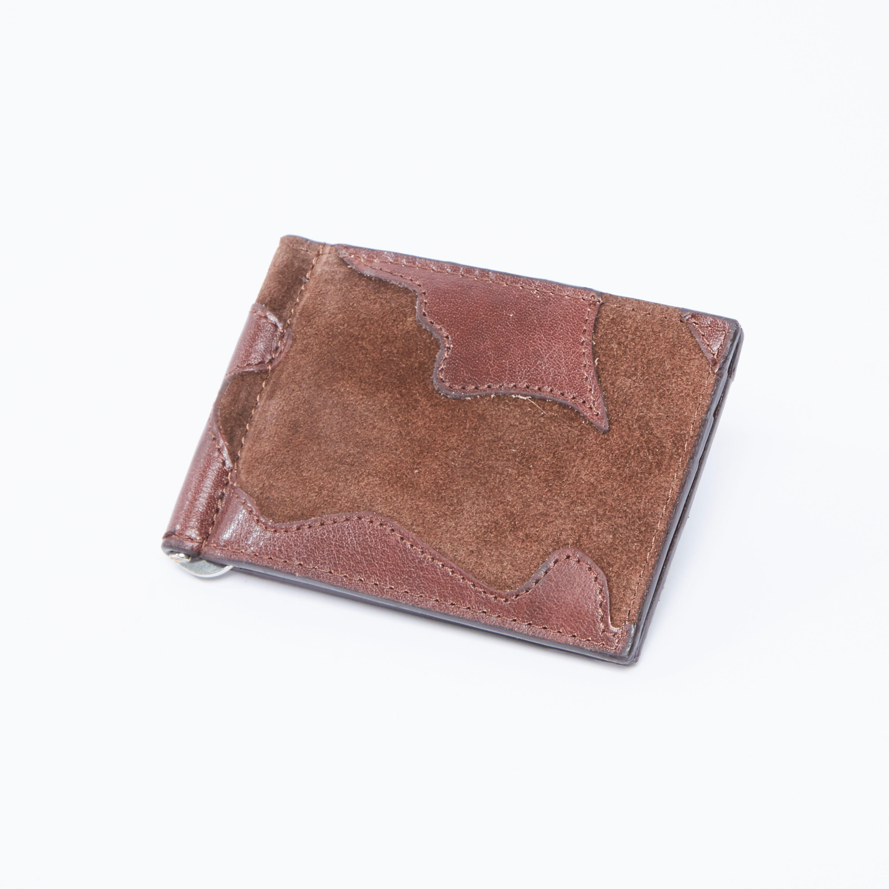 محفظة بارزة الملمس بطيّة مزدوجة مع فتحات للبطاقات-men-beltsandwallets-wallets-image-1