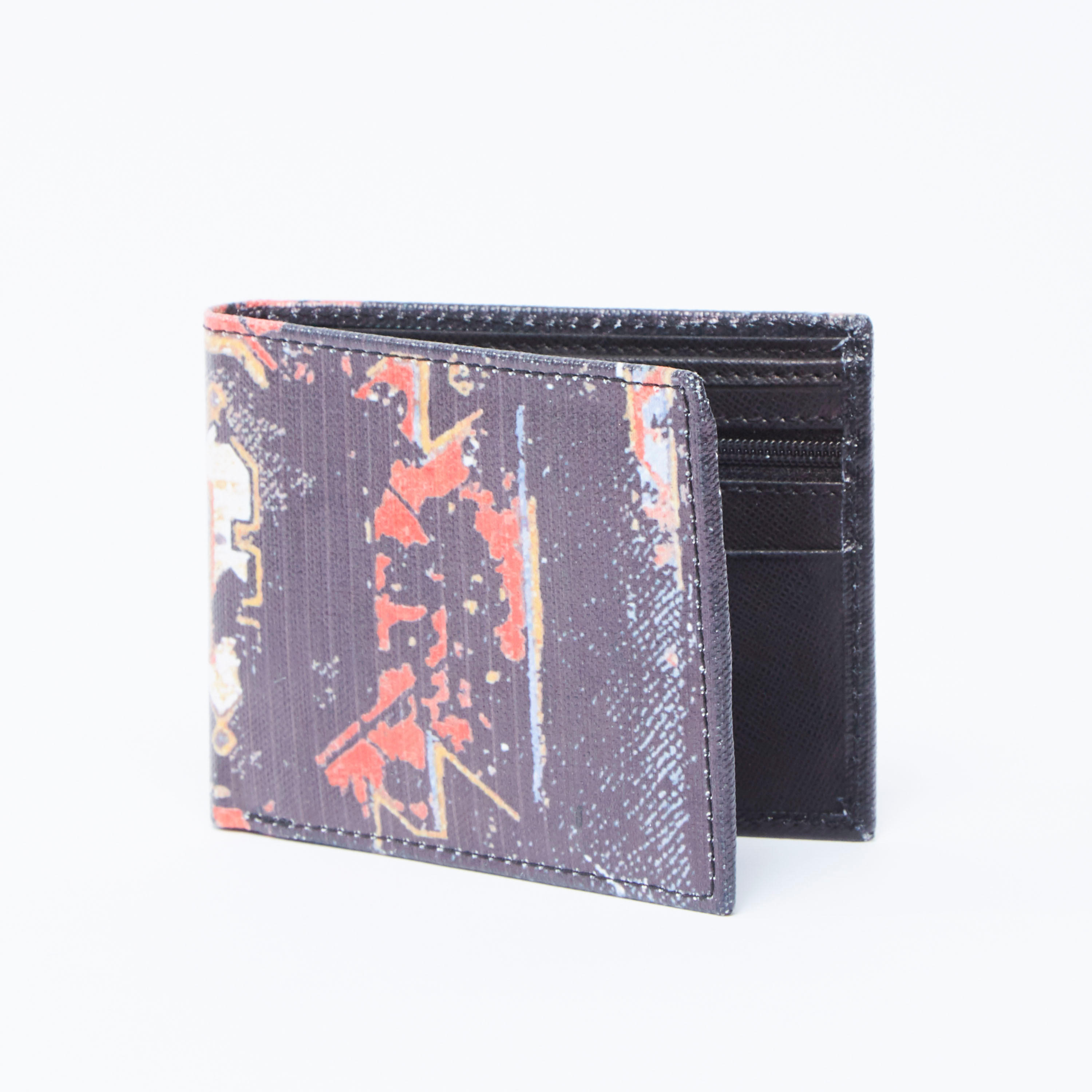 محفظة بطيّة مزدوجة وفتحات للبطاقات وطبعات-men-beltsandwallets-wallets-image-3