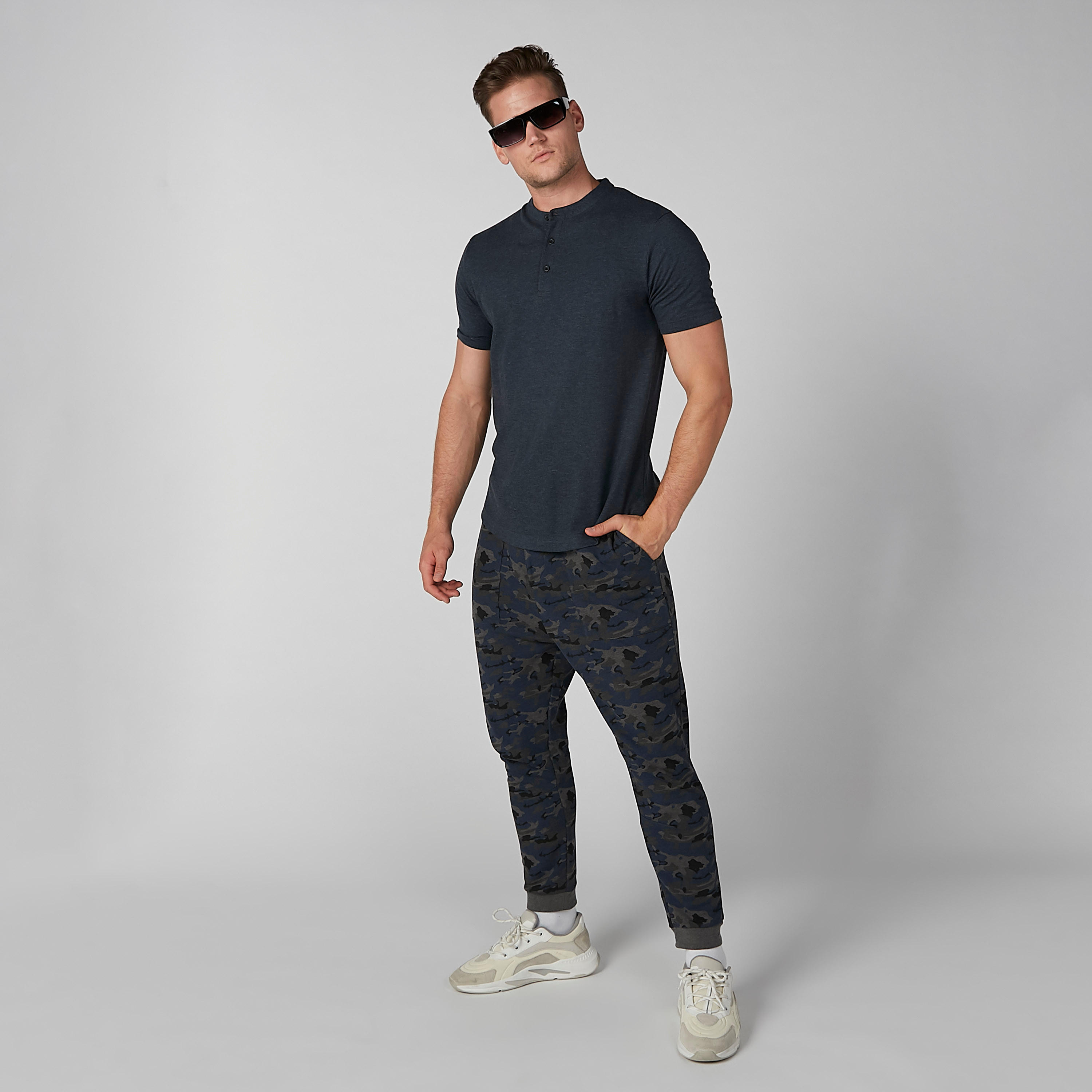 Rectangular Full Rim Sunglasses-men-sunglasses-image-2