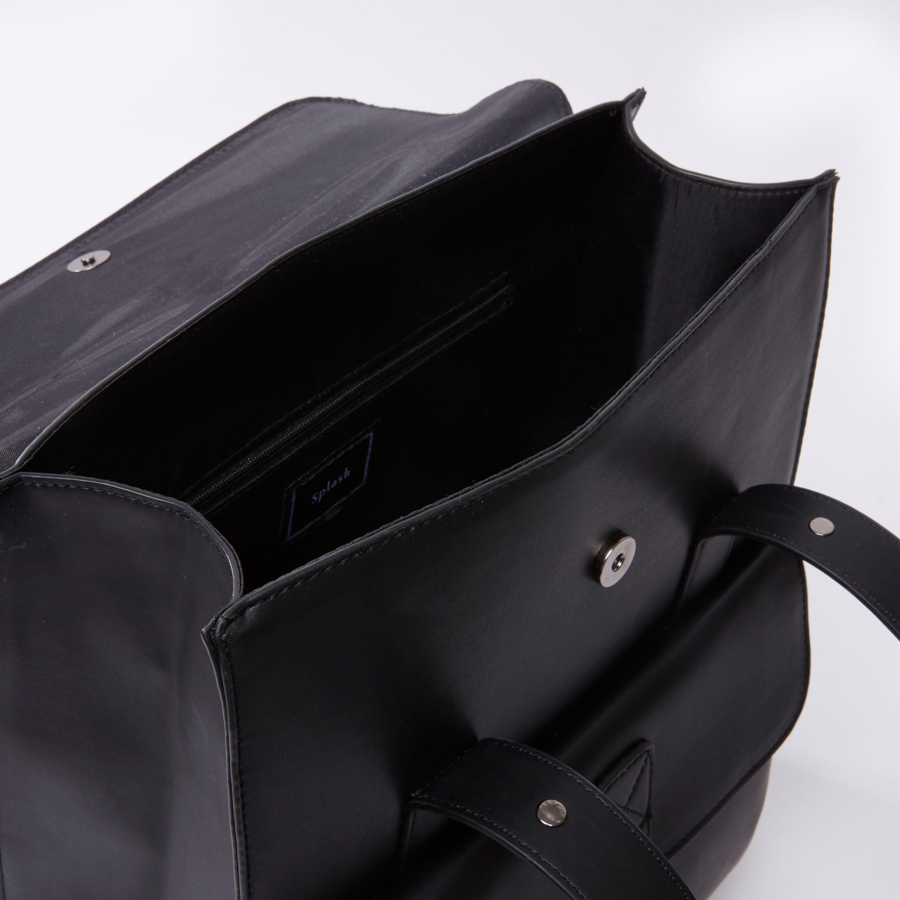 شنطة ظهر سادة بزر إغلاق مغناطيسي وحمالات قابلة للتعديل-men-bags-image-1