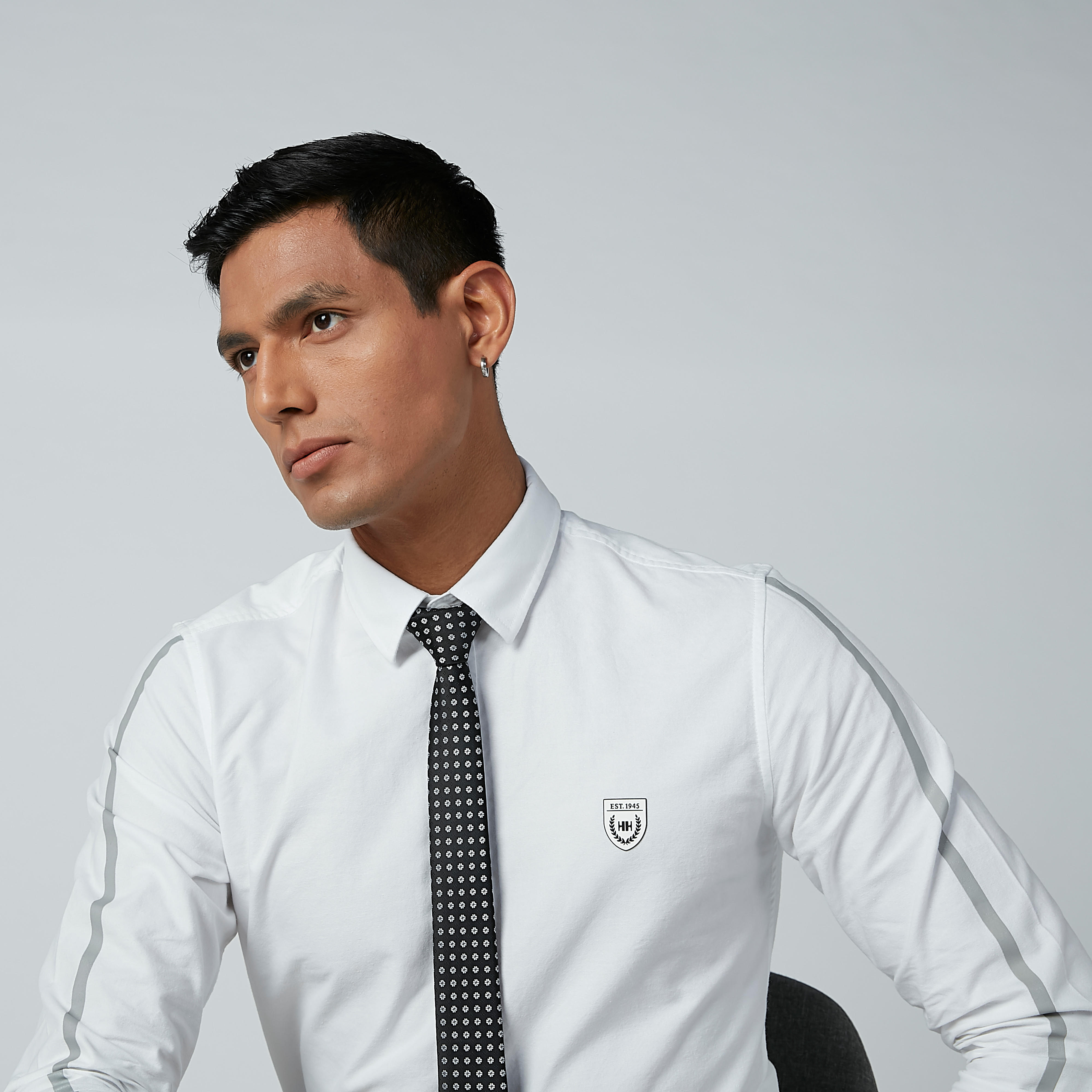 ربطة عنق عادية بارزة الملمس-men-tiesandcufflinks-pocketsquares-image-3